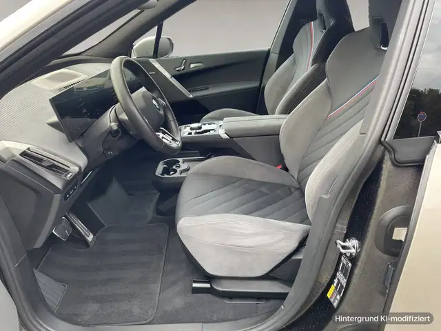 BMW Ix view 13