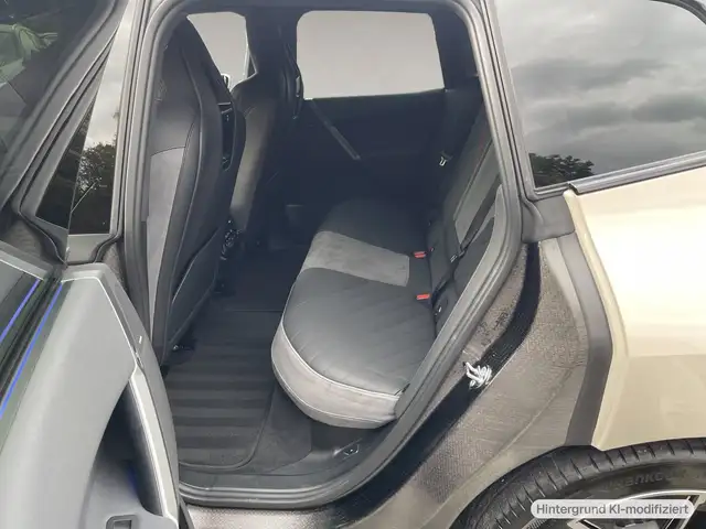 BMW Ix view 11
