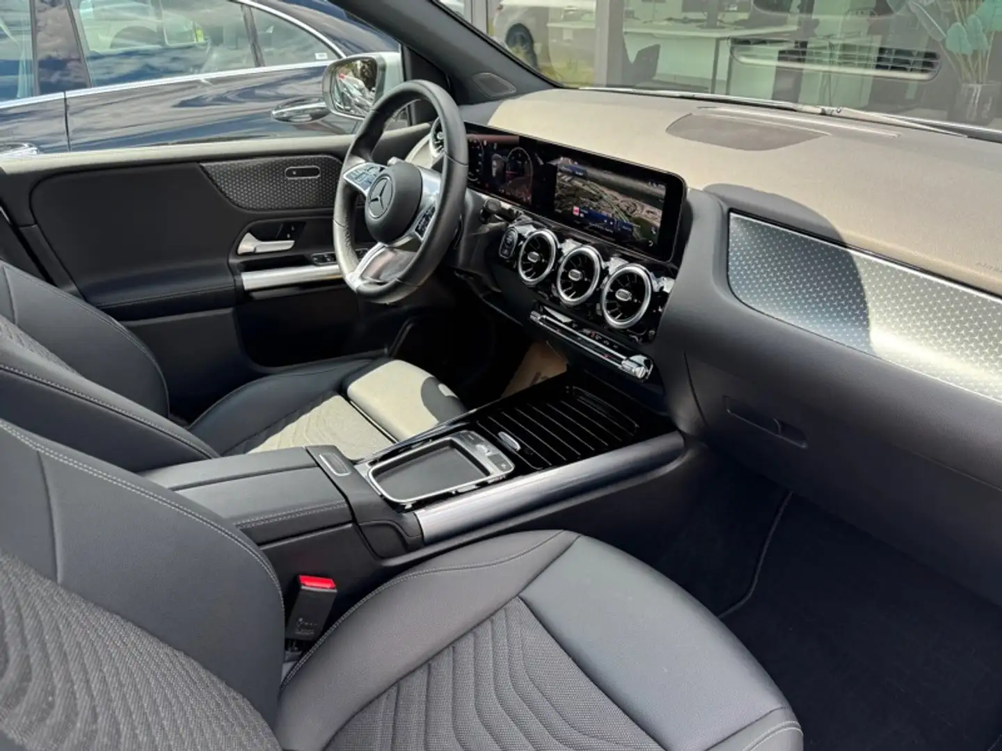 Mercedes-Benz B 180 d Business Line - 2
