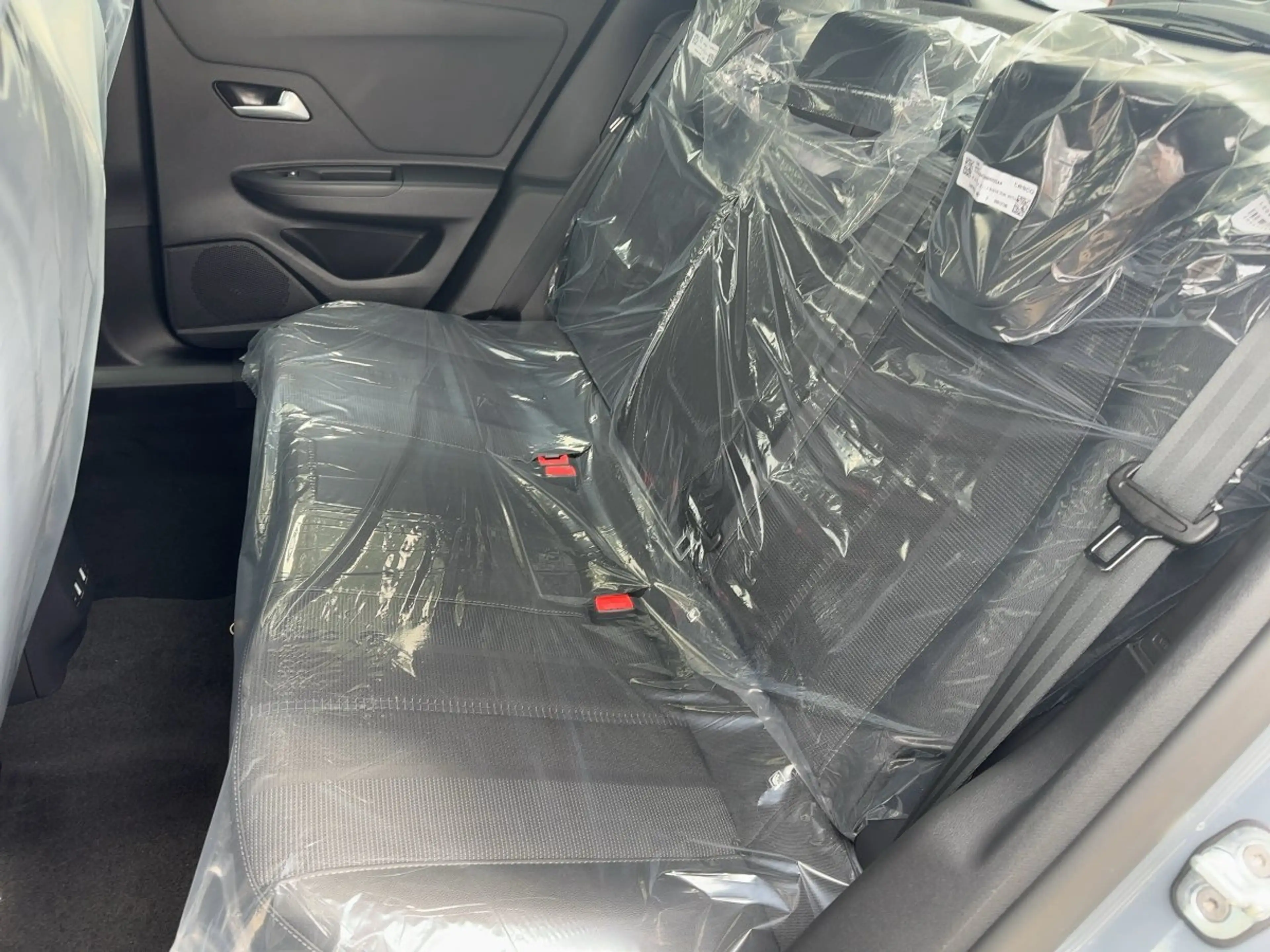 Opel Mokka Ultimate *KAMERA+PDC+ALLWETTER+LHZ* ACC LM — photo 10