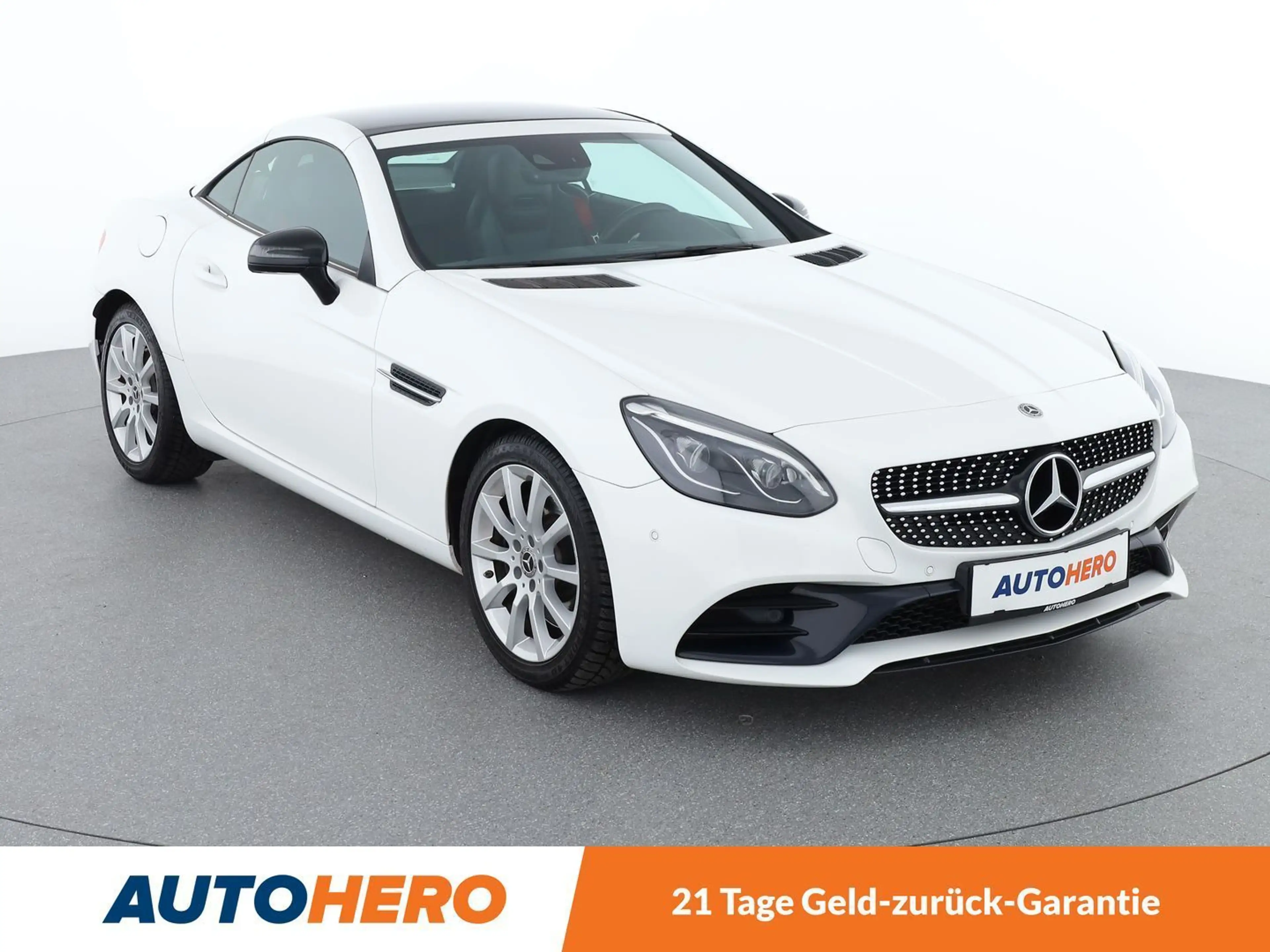 Mercedes-Benz SLC 180 SLC 180 AMG Line — photo 8