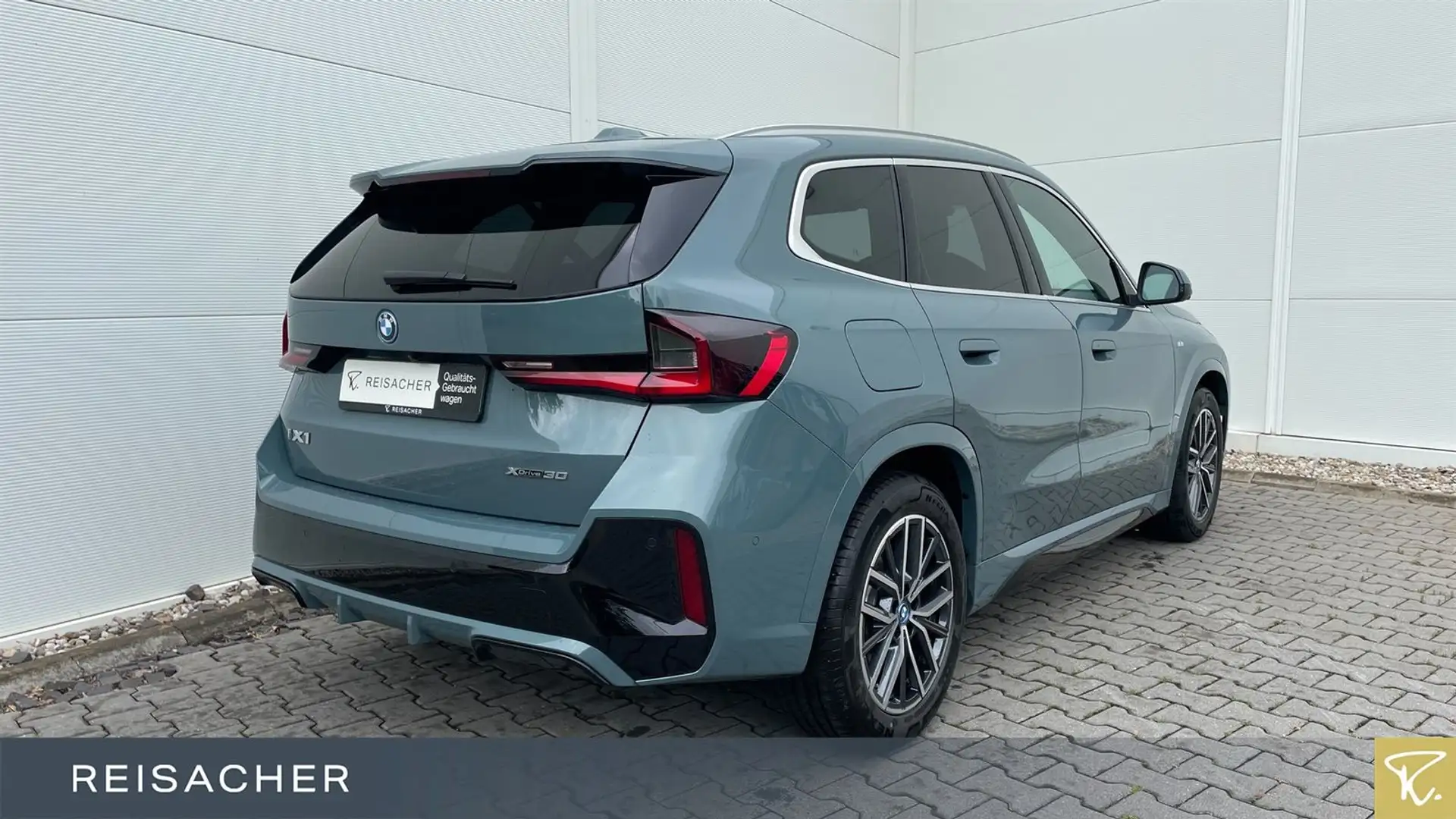 BMW iX1 IX1 XDRIVE30 M Sport,Pano,AHK,DA+,HuD,360°,H/K Vert - 2