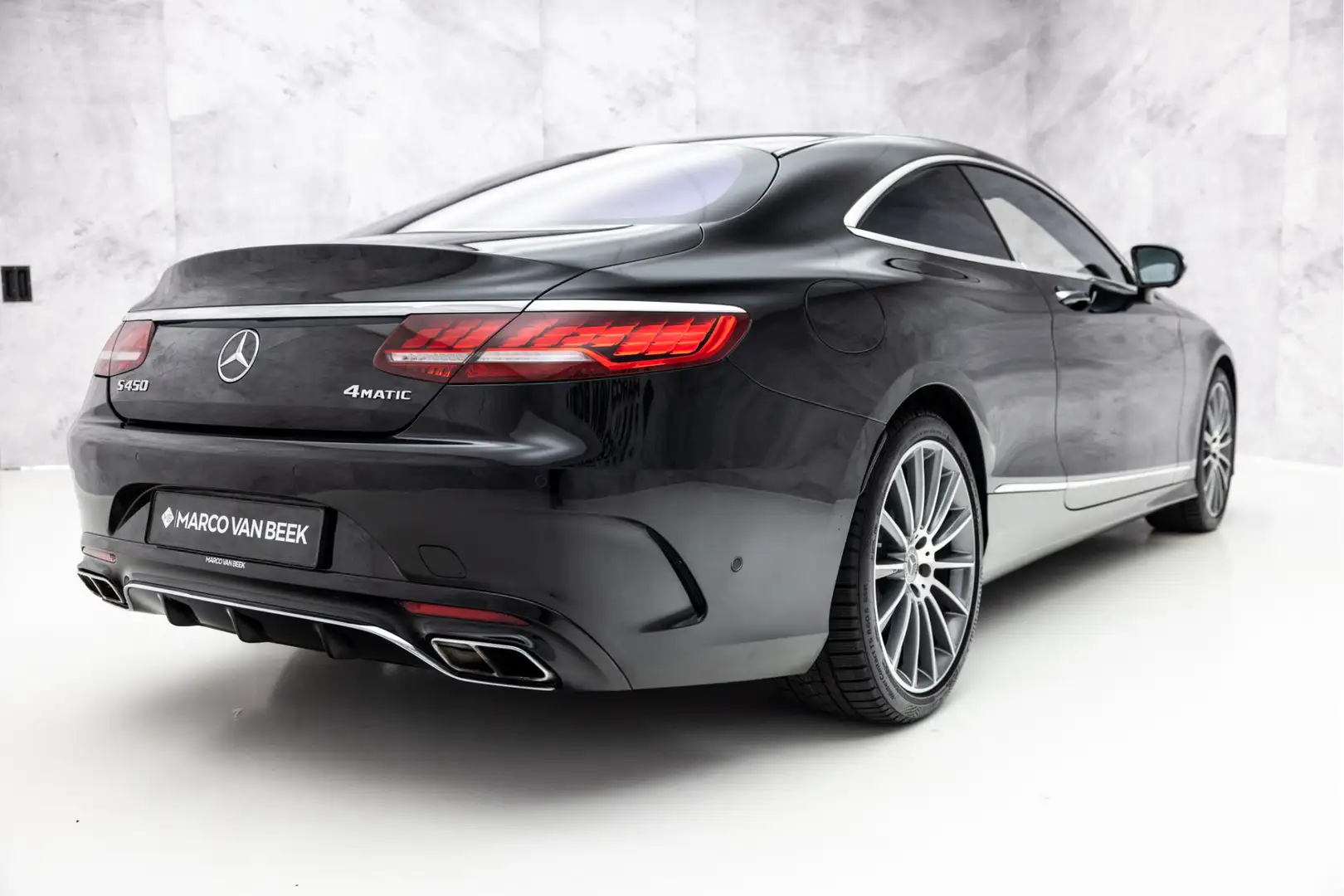 Mercedes-Benz S 450 Coupé 4MATIC Premium Plus AMG | Pano Magic Sky | S Negru - 2