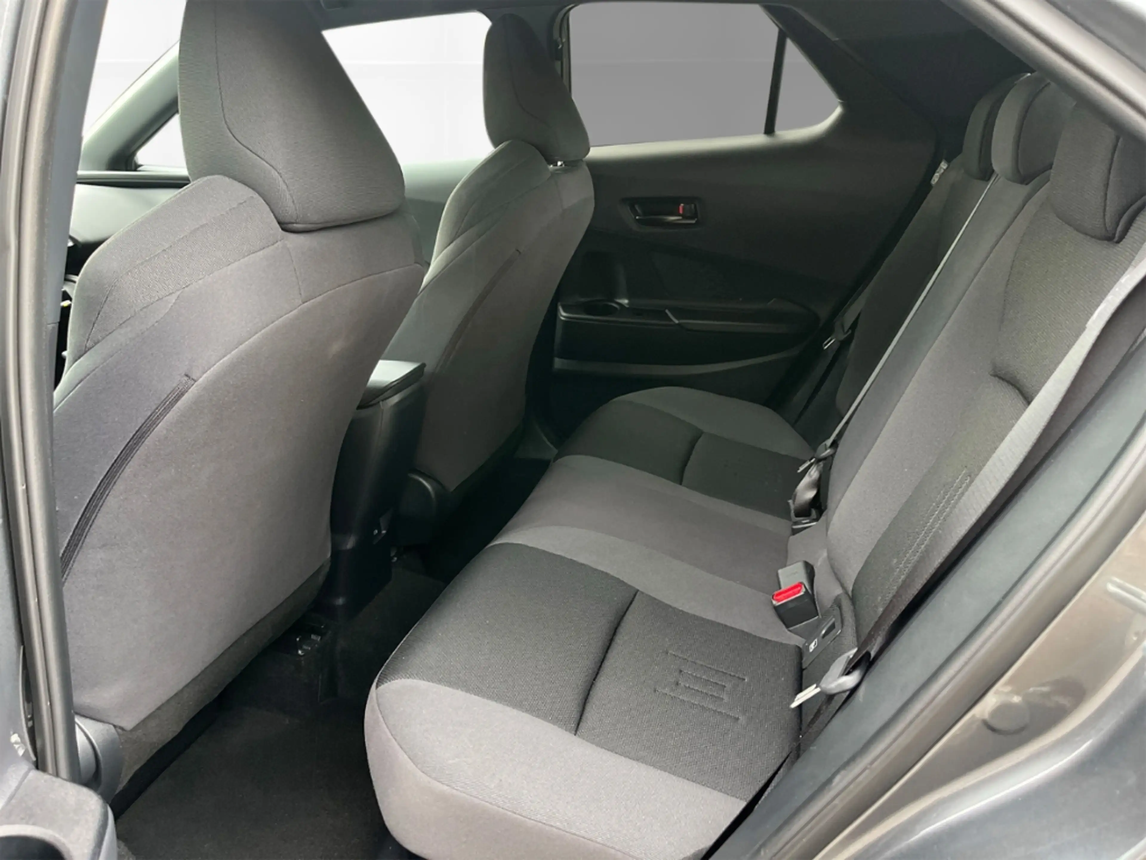 Toyota C-HR 1.8 Hybrid FWD Team D +Navi +Digitales Cockpit +El — photo 9