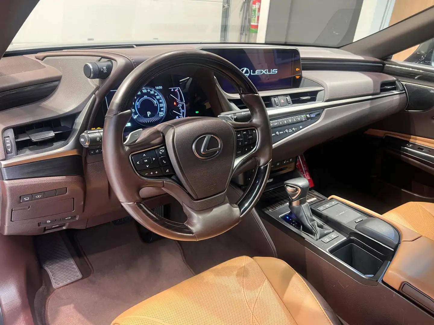 Lexus ES 300 ES 300h 2.5i Privilege Line Grau - 2