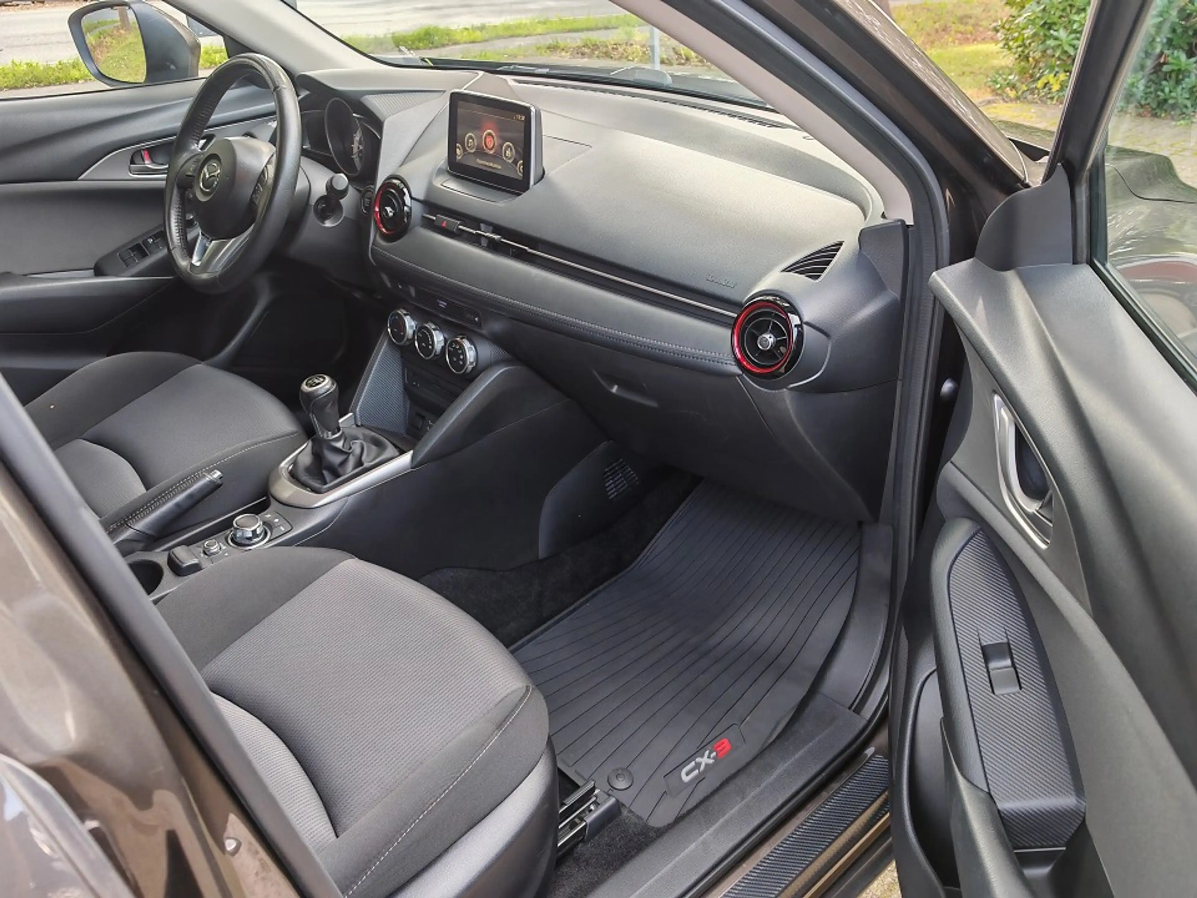 Mazda CX-3 SKYACTIV-G 150 AWD i-ELOOP 110 kW (150 PS) — photo 4