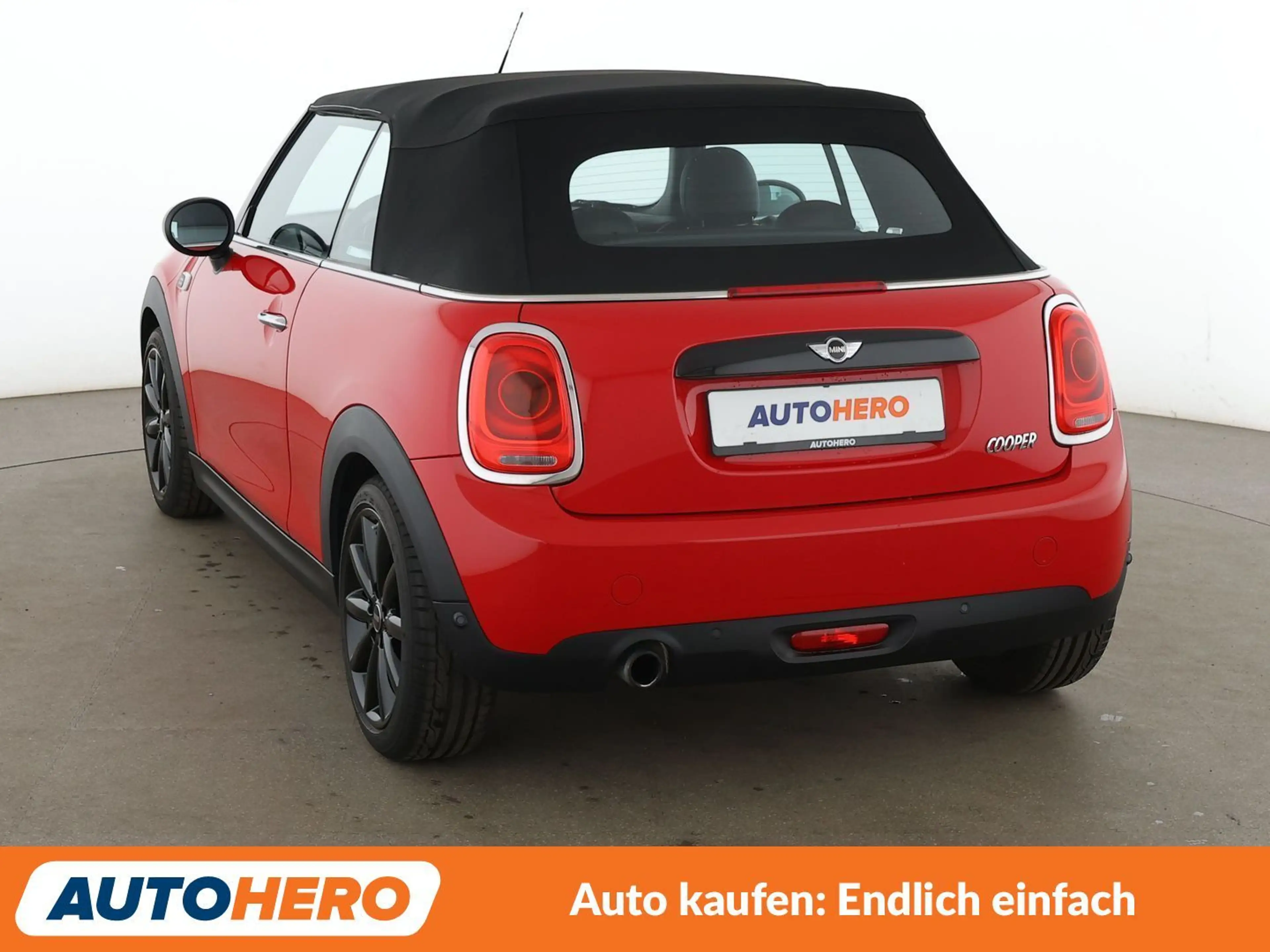 MINI Cooper Cabrio Cooper Aut.*NAVI*TEMPO*PDC*SHZ*LIM*AKU* — photo 4