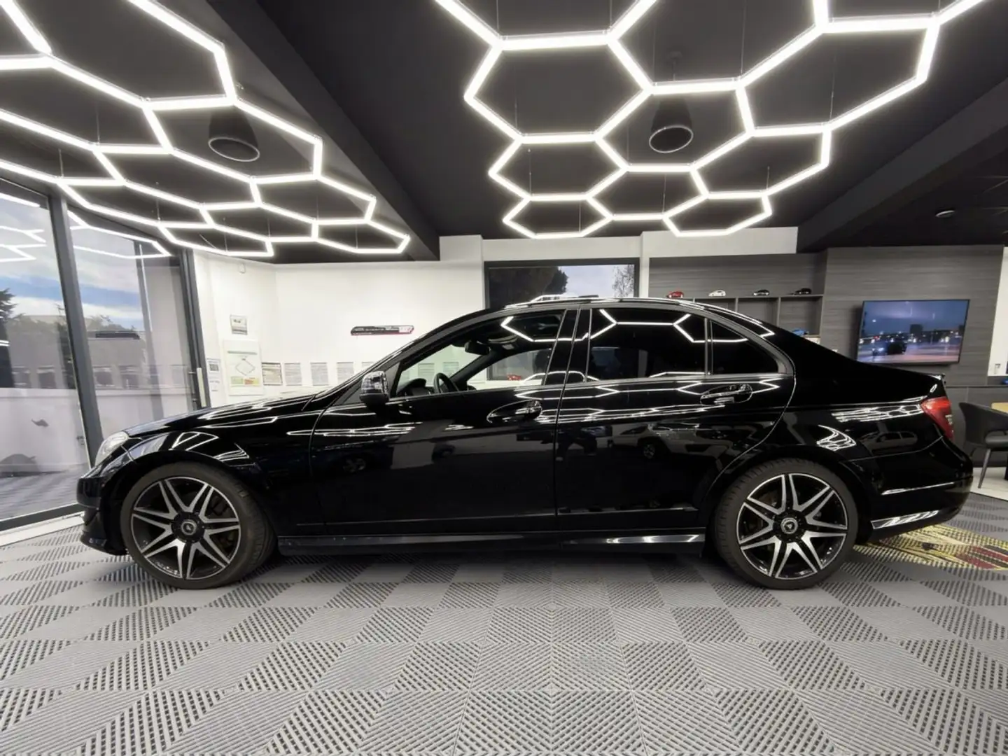 Mercedes-Benz C 350 350 CDI BlueEfficiency Elégance A Schwarz - 2