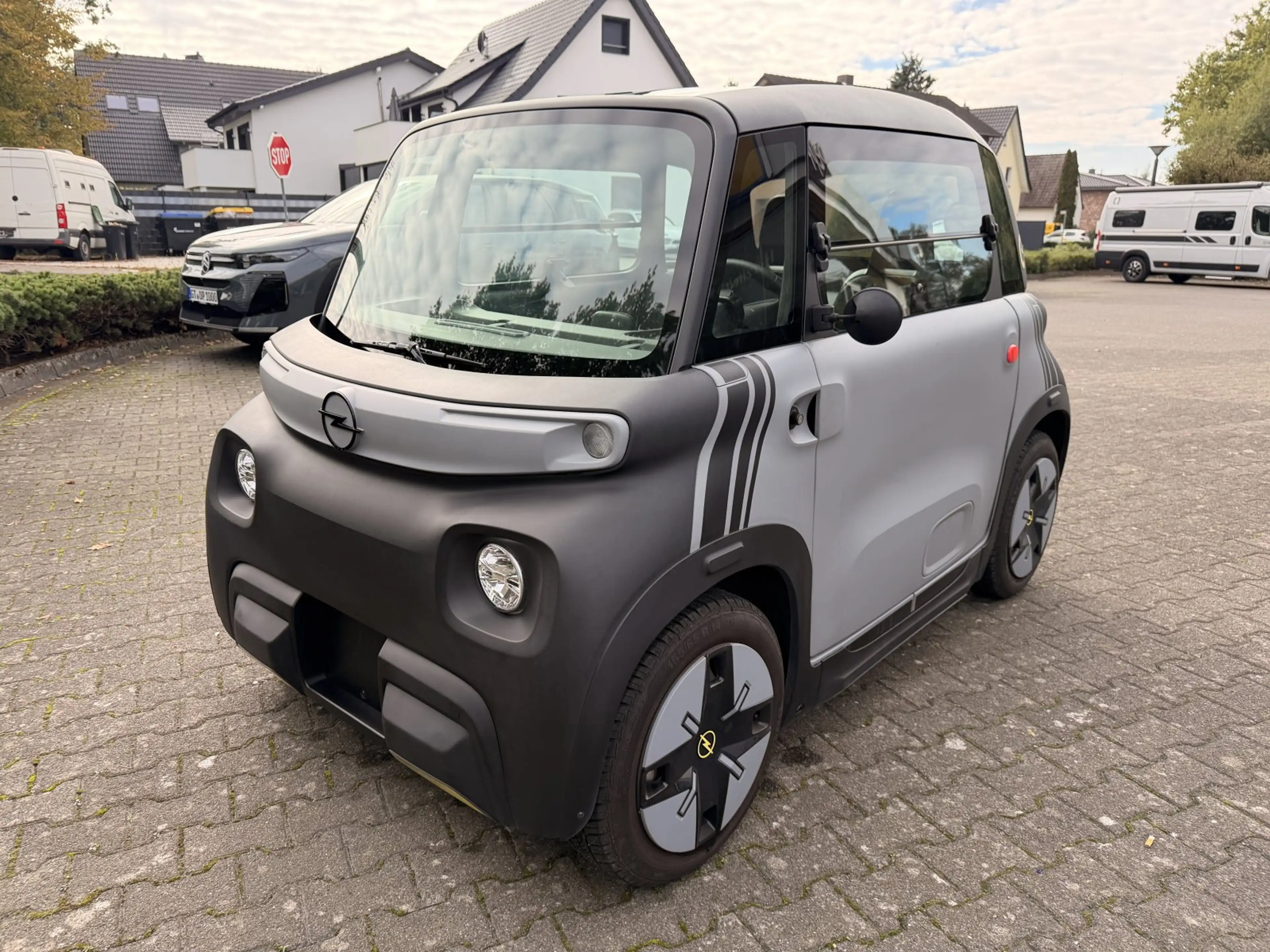 Opel Rocks-e Elektro 5,5kWh GS Elektro 5,5kWh (5,5kWh)