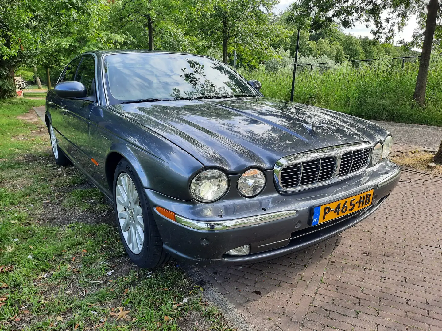 Jaguar XJS 3.5 V8 Executive Gümüş rengi - 1