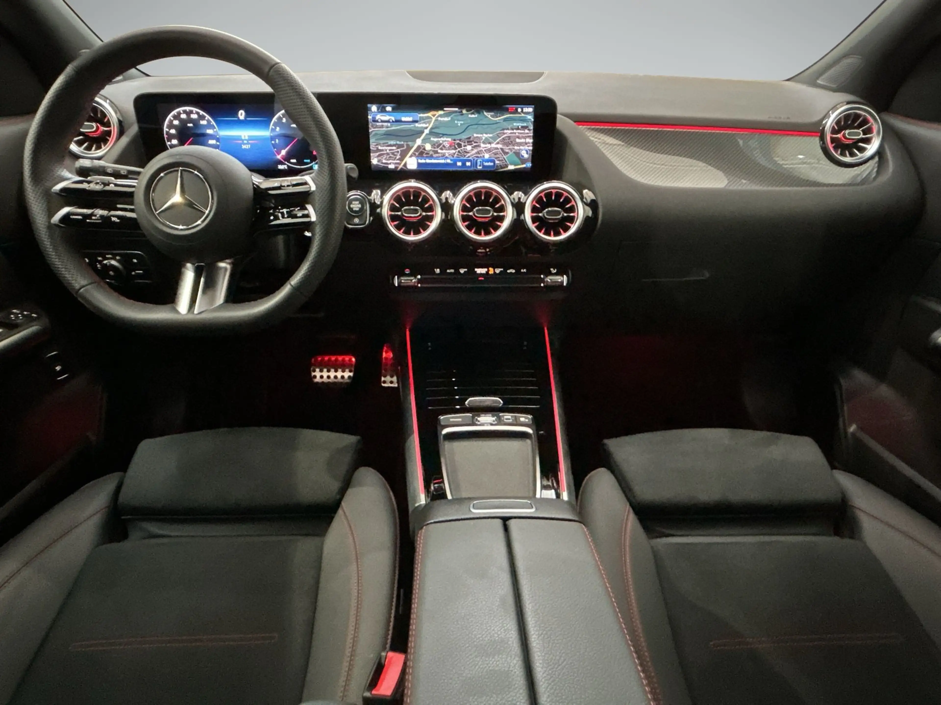 Mercedes-Benz GLA 180 Cam Navi SHZ EASY-PACK — photo 8