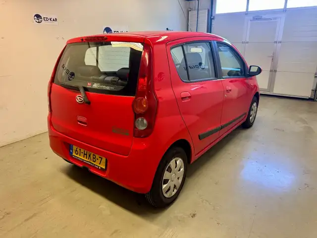 Daihatsu Cuore view 6