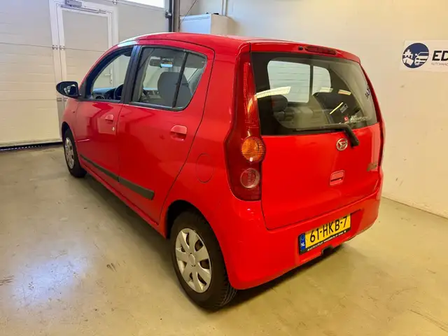 Daihatsu Cuore view 8