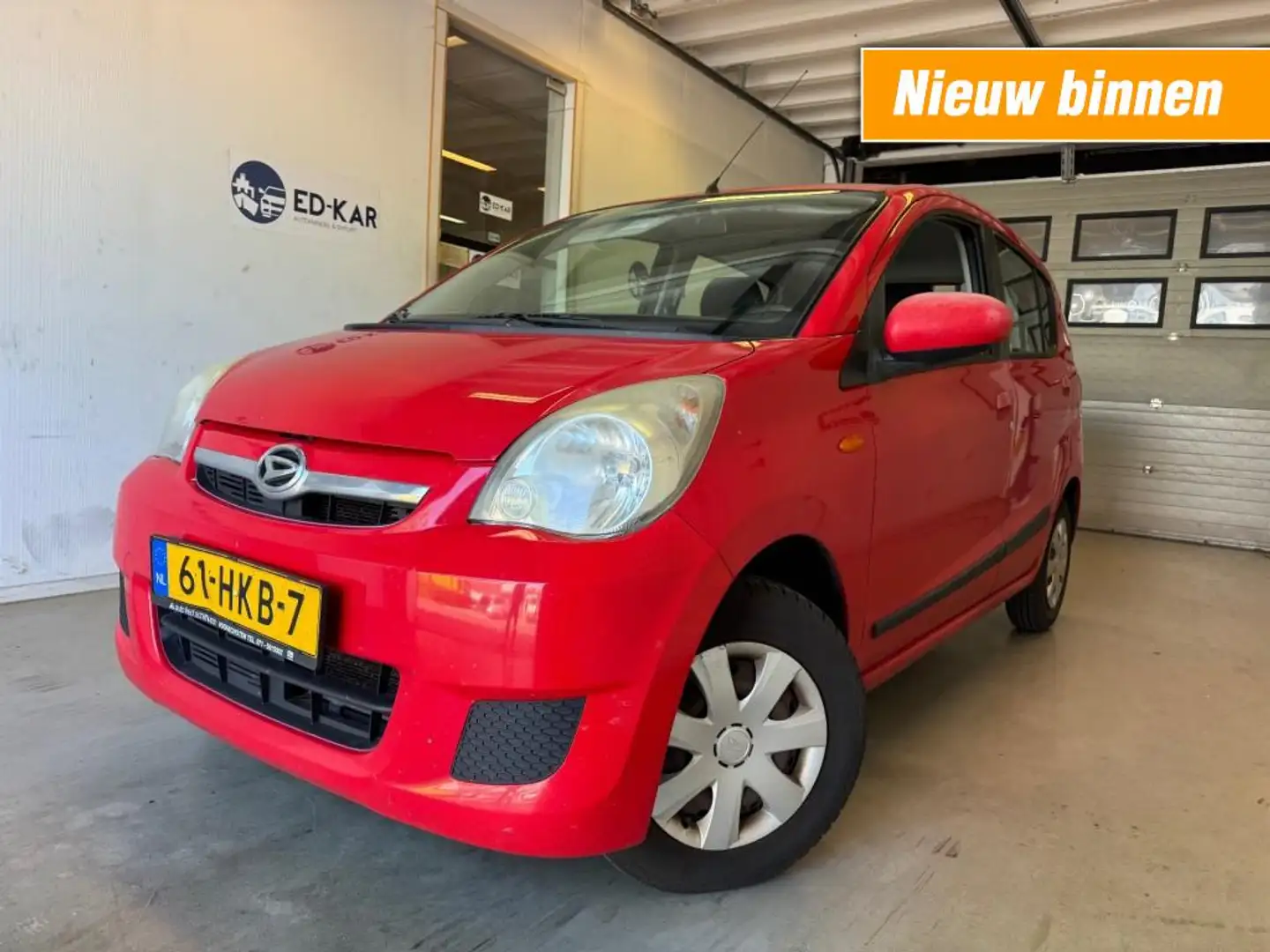Daihatsu Cuore 1.0 Premium AIRCO GOEDONDERH. NAP APK RIJDT GOED Czerwony - 1