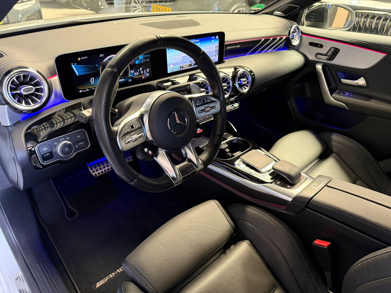 Mercedes-Benz A 35 AMG 4MATIC schaalst. Aero pakket Burmester — photo 2