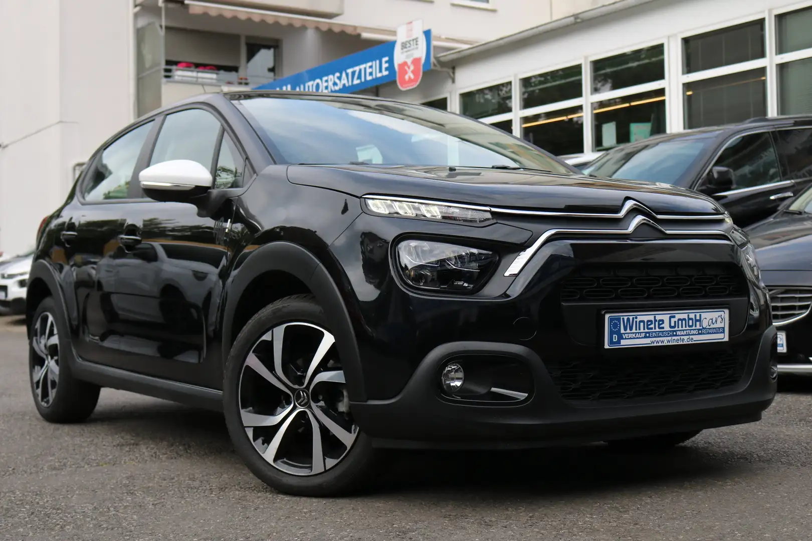Citroen C3 YOU*1HAND*KLIMA*Tempomat*ALU*wenig km*LED*u.v.m Schwarz - 1