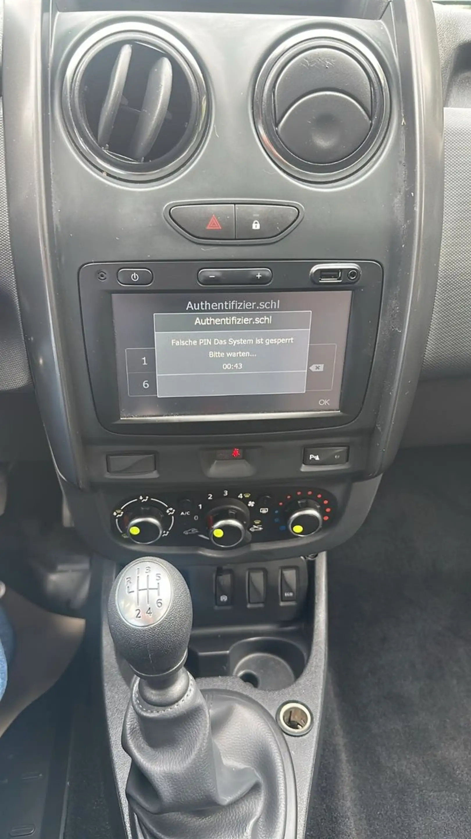 Dacia Logan MCV dCi 90 S/S Lauréate*1 HAND* — photo 14