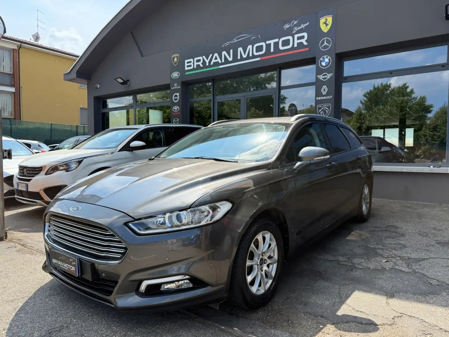 Ford Mondeo 2.0 TDCi 150 CV S&S Powershift SW Titanium Busines Grigio - 2