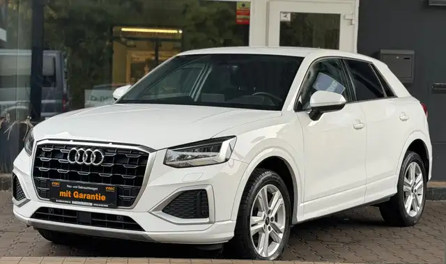 Audi Q2 35 TFSI advanced/12 Monate Garantie/Navi/AHK/Kamera