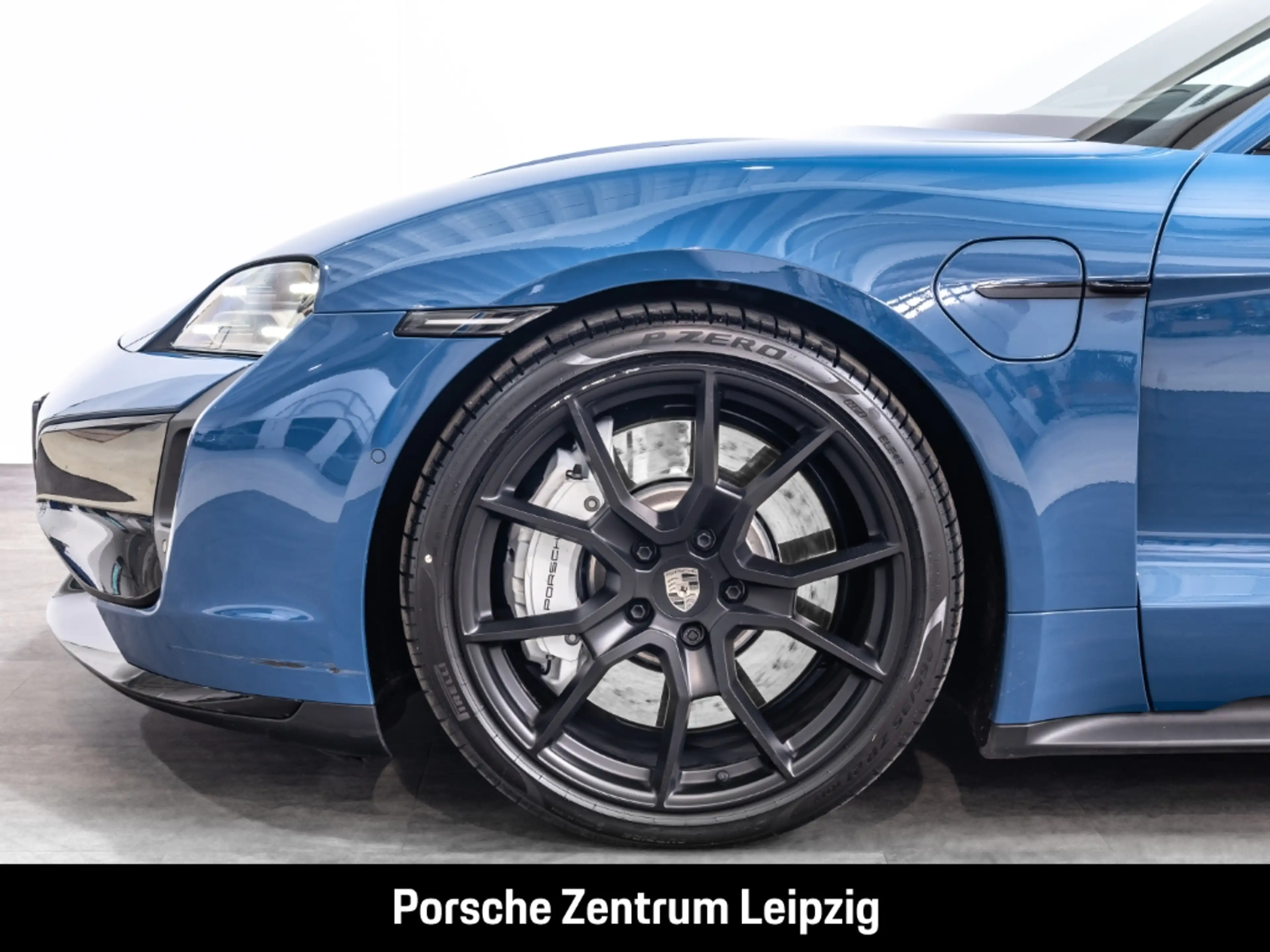 Porsche Taycan Turbo Sport Turismo Active Ride InnoDrive — photo 7