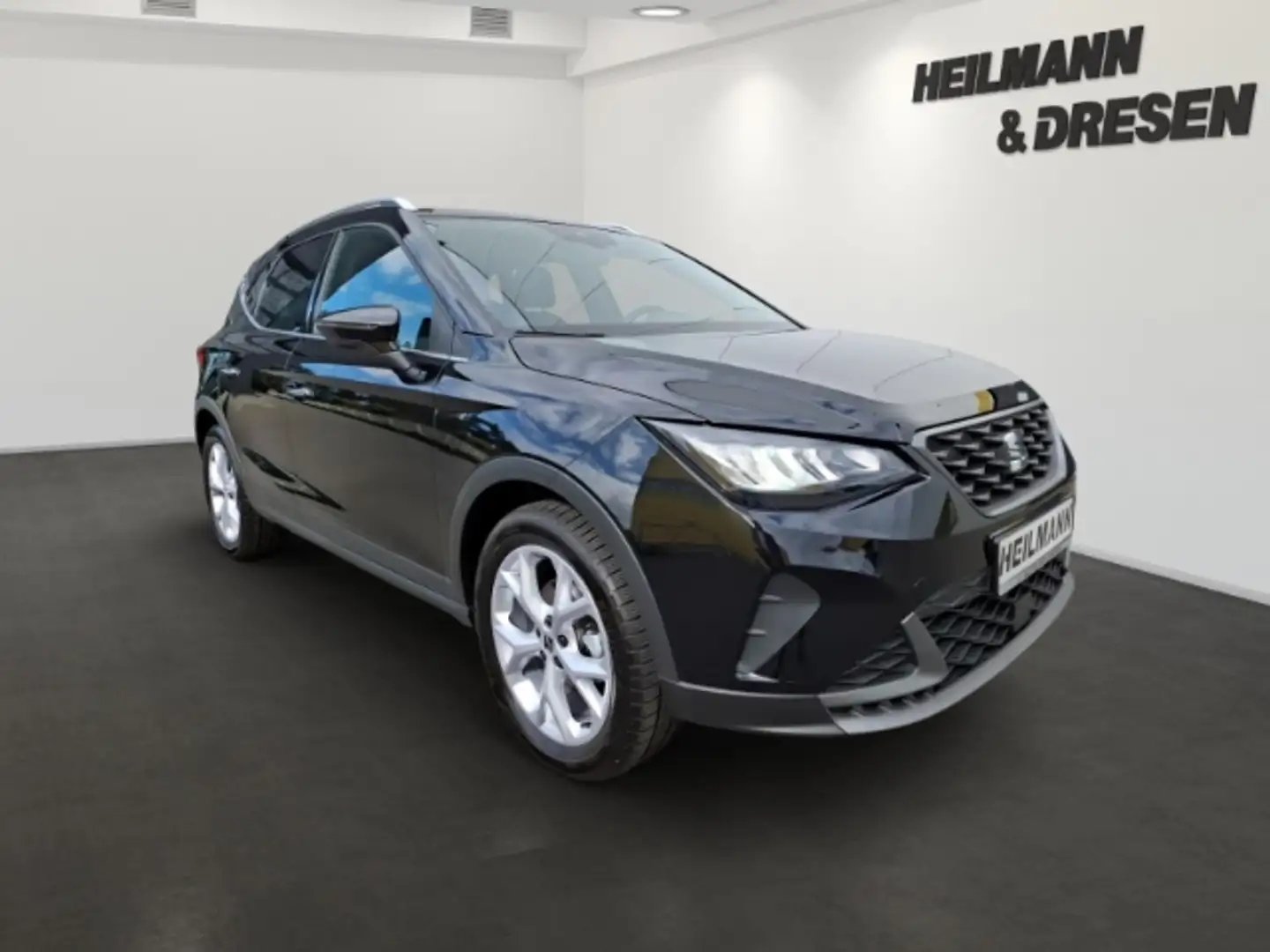 SEAT Arona FR 1.0 TSI Navi/Sitzheizung/PDC/Climatronic/Allwet Schwarz - 2