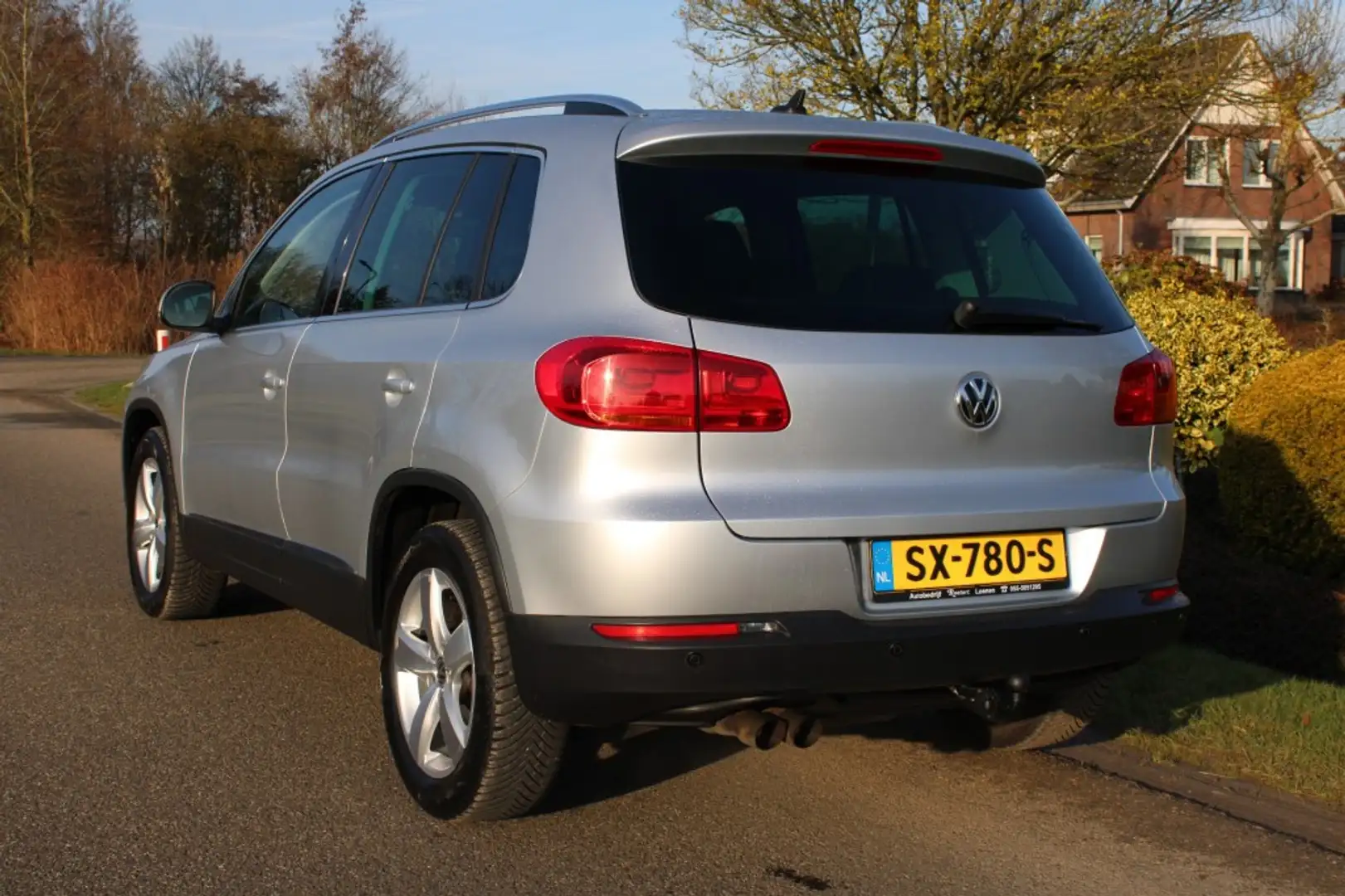 Volkswagen Tiguan 1.4TSI 122pk Sport&Style ECC/cruise/navi/PDC/trekh Gris - 2