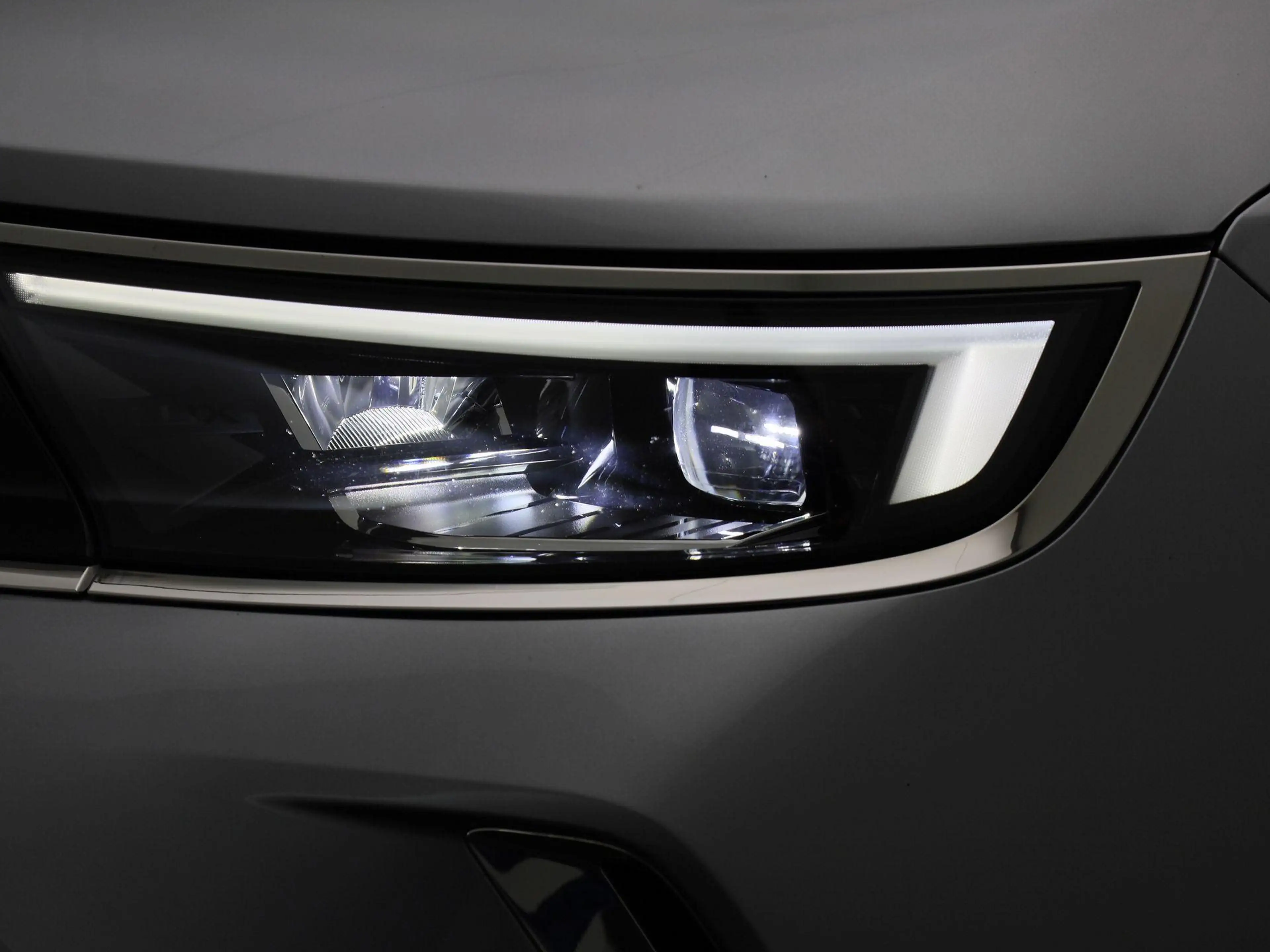Opel Mokka-E BEV 50kWh e-Ultimate — photo 15