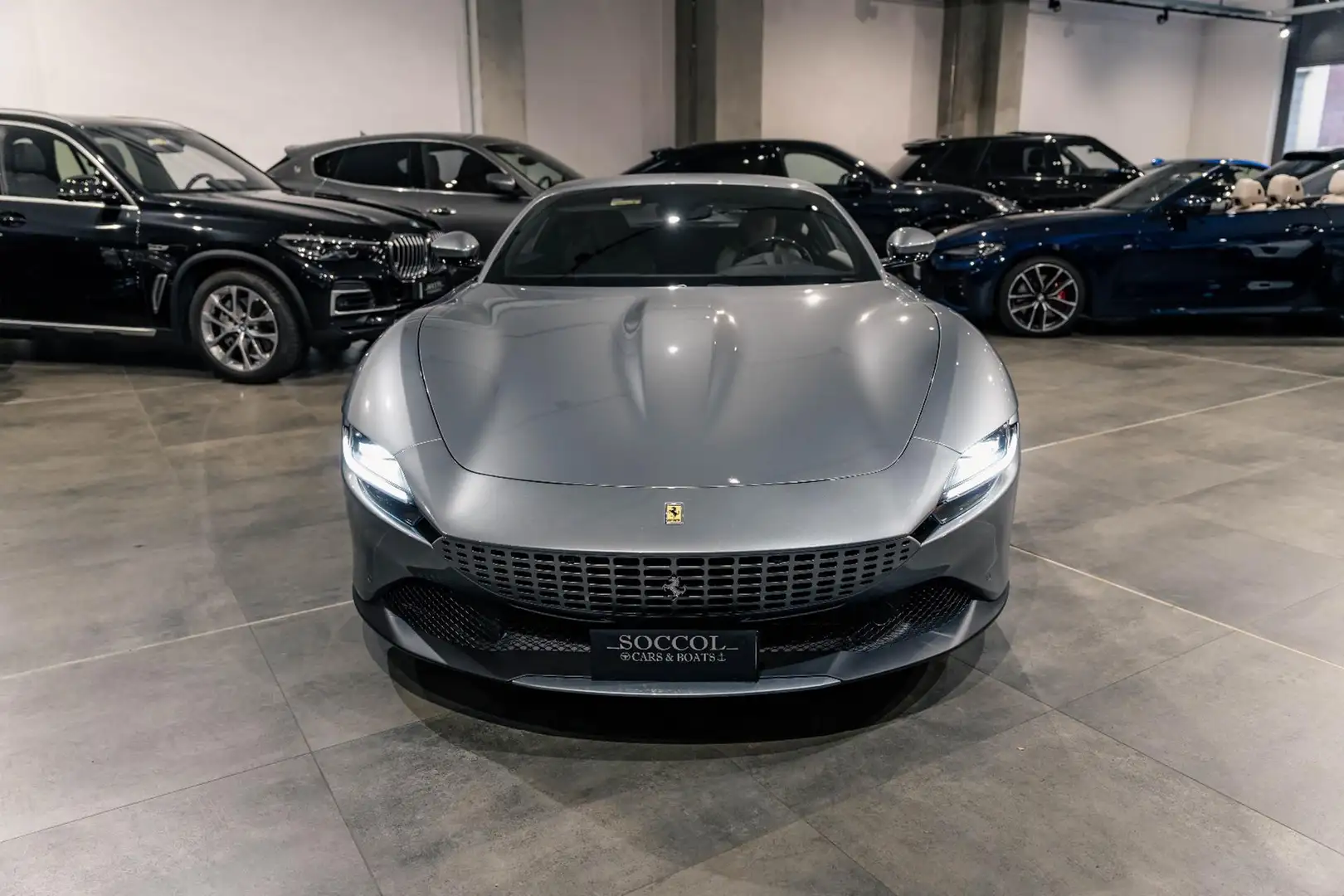 Ferrari Roma Roma 620cv Grey - 2