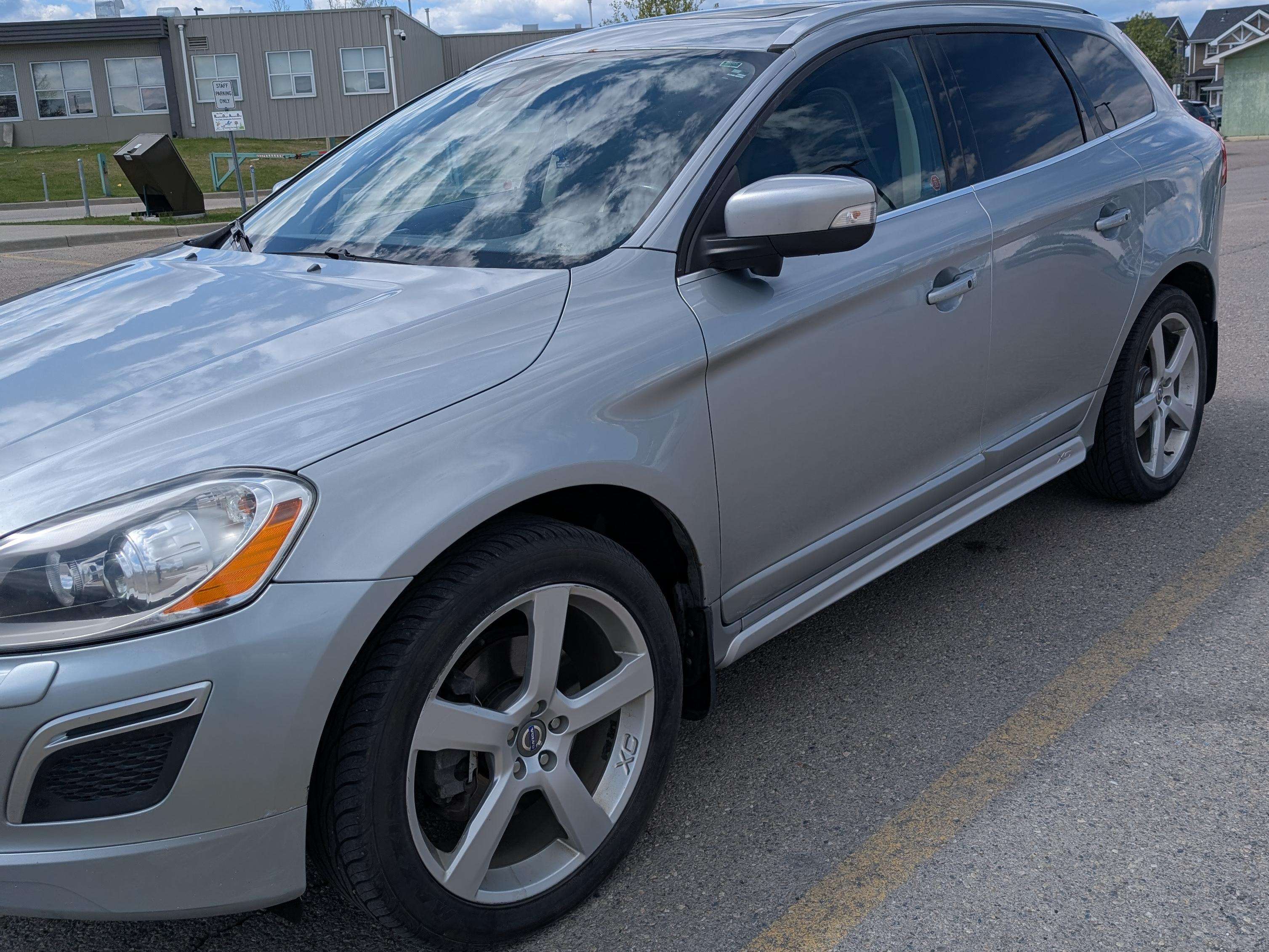2012 Volvo XC60 T6 R-Design