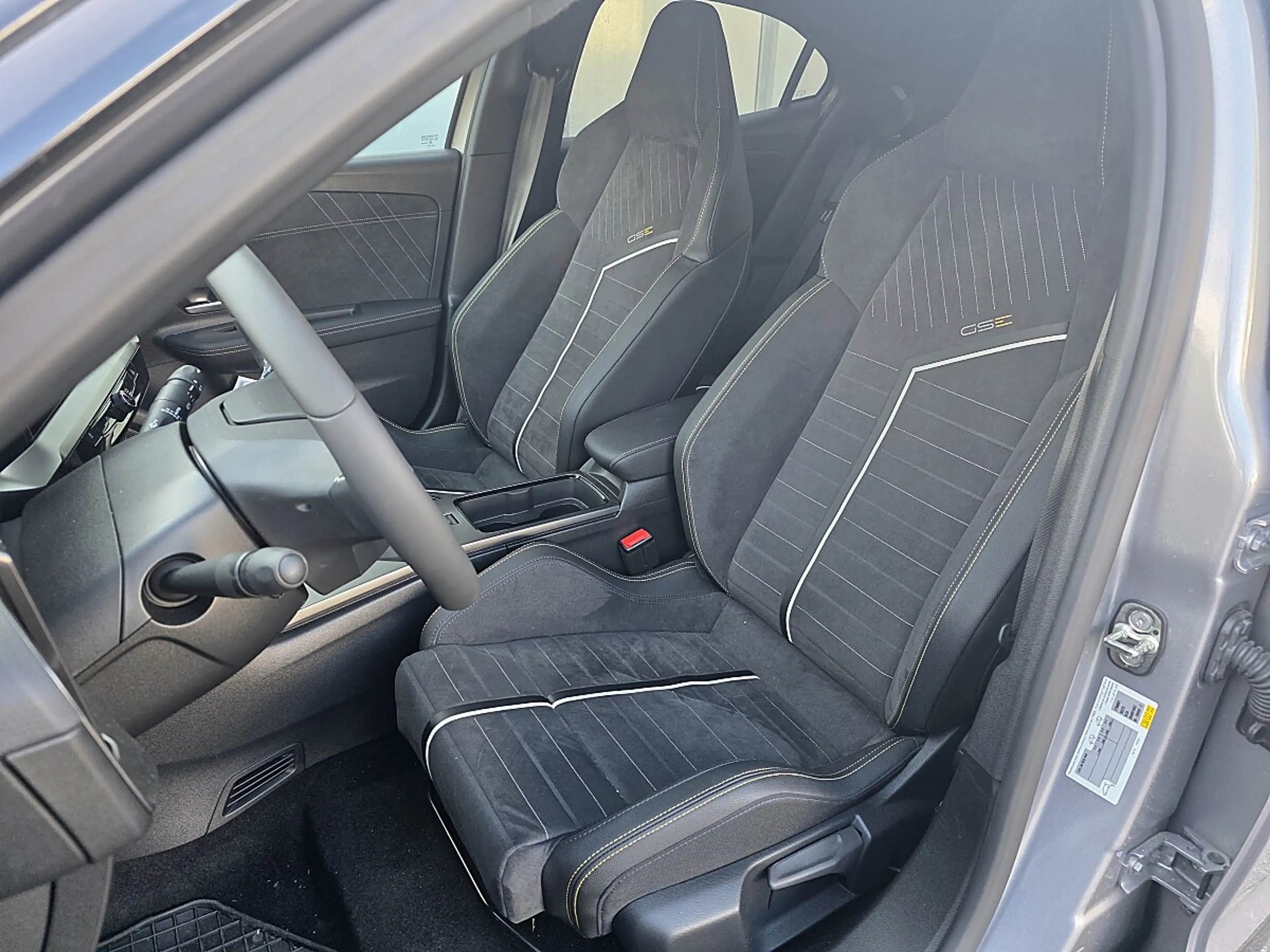 Opel Mokka-E Mokka-e 54kWh Elektromotor 207 kW GSE — photo 9