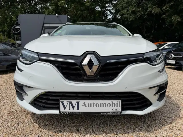 Renault Megane E-Tech view 2