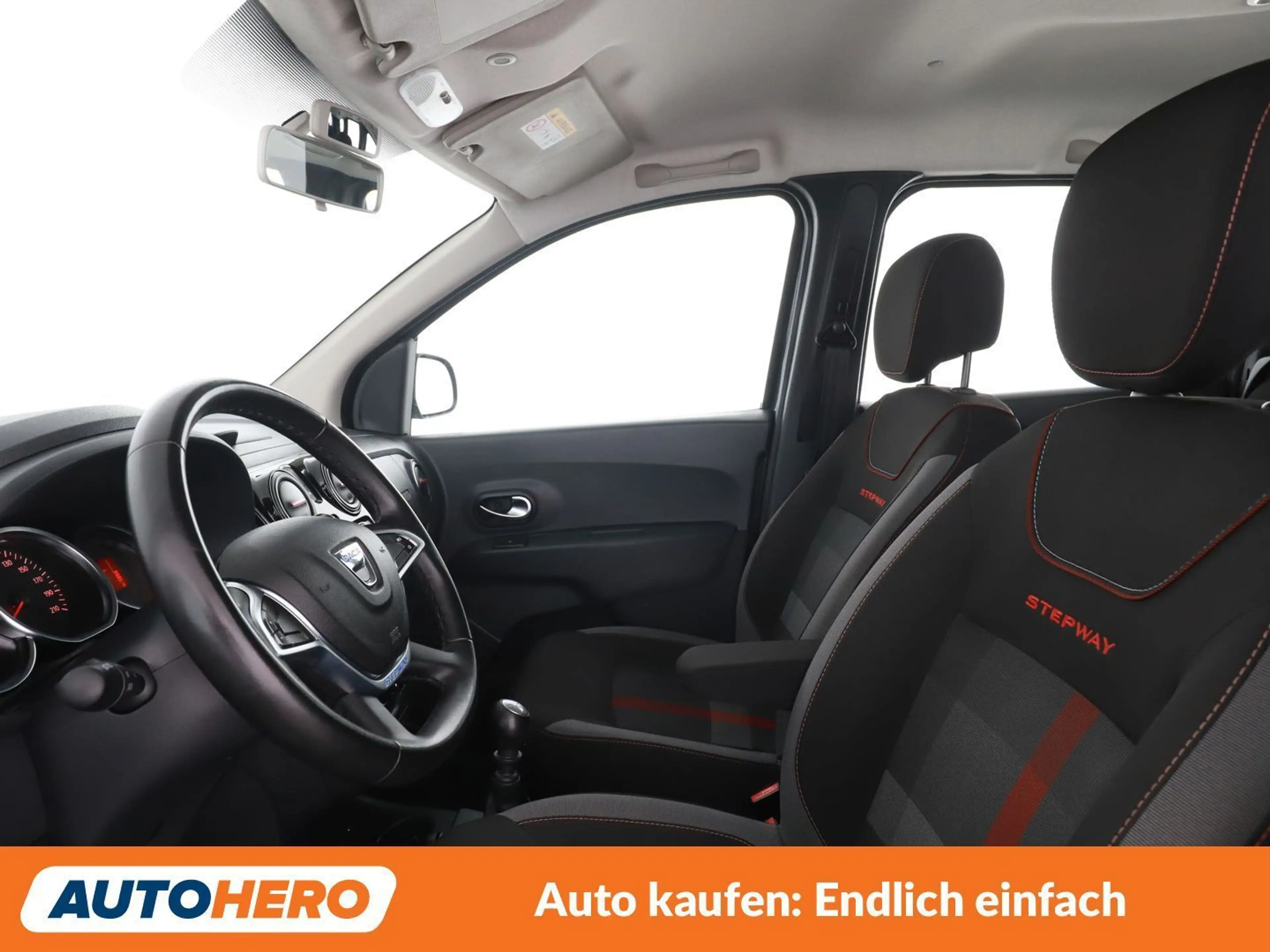 Dacia Lodgy 1.3 TCe Stepway Charisma — photo 10