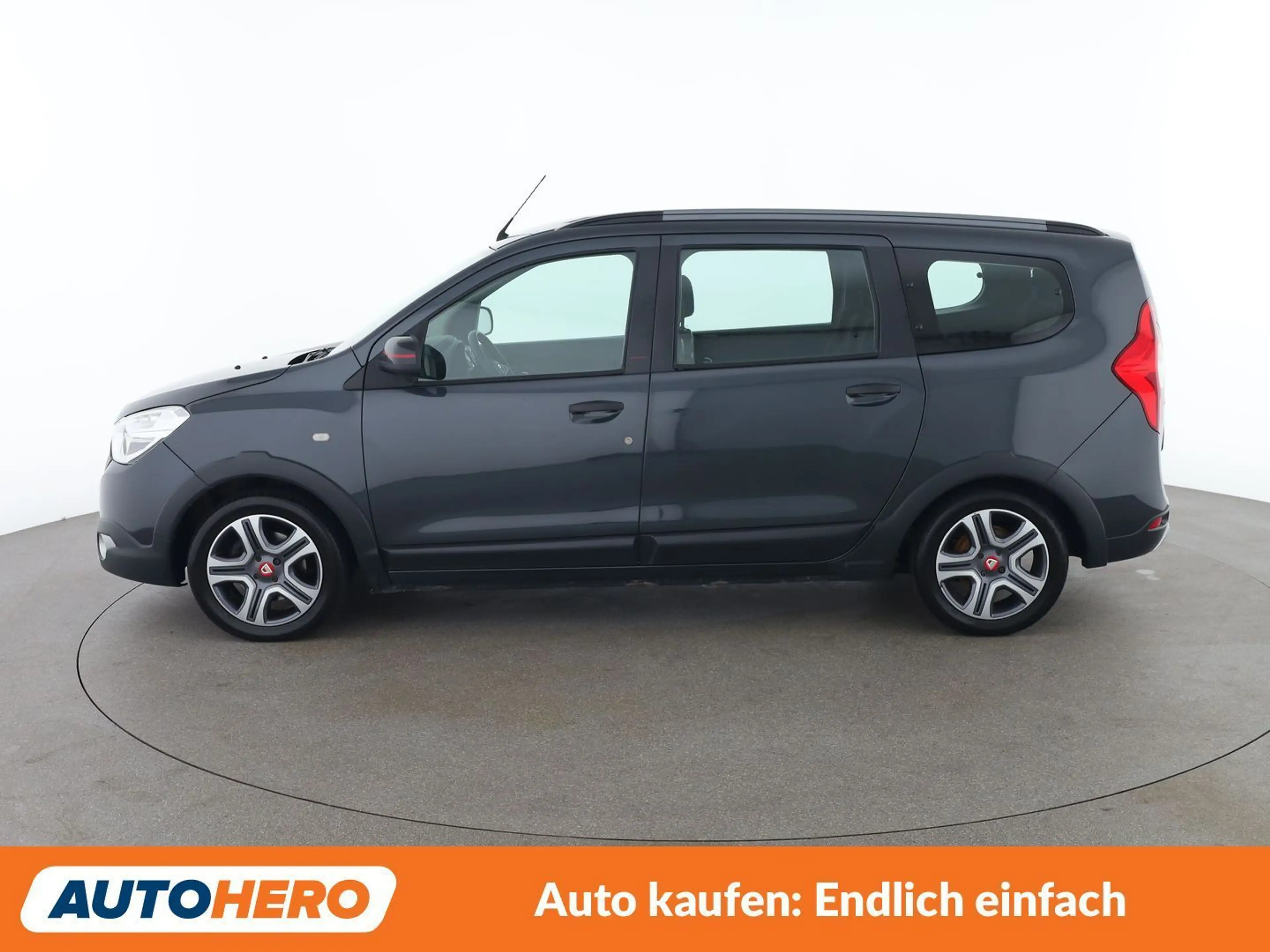 Dacia Lodgy 1.3 TCe Stepway Charisma — photo 3