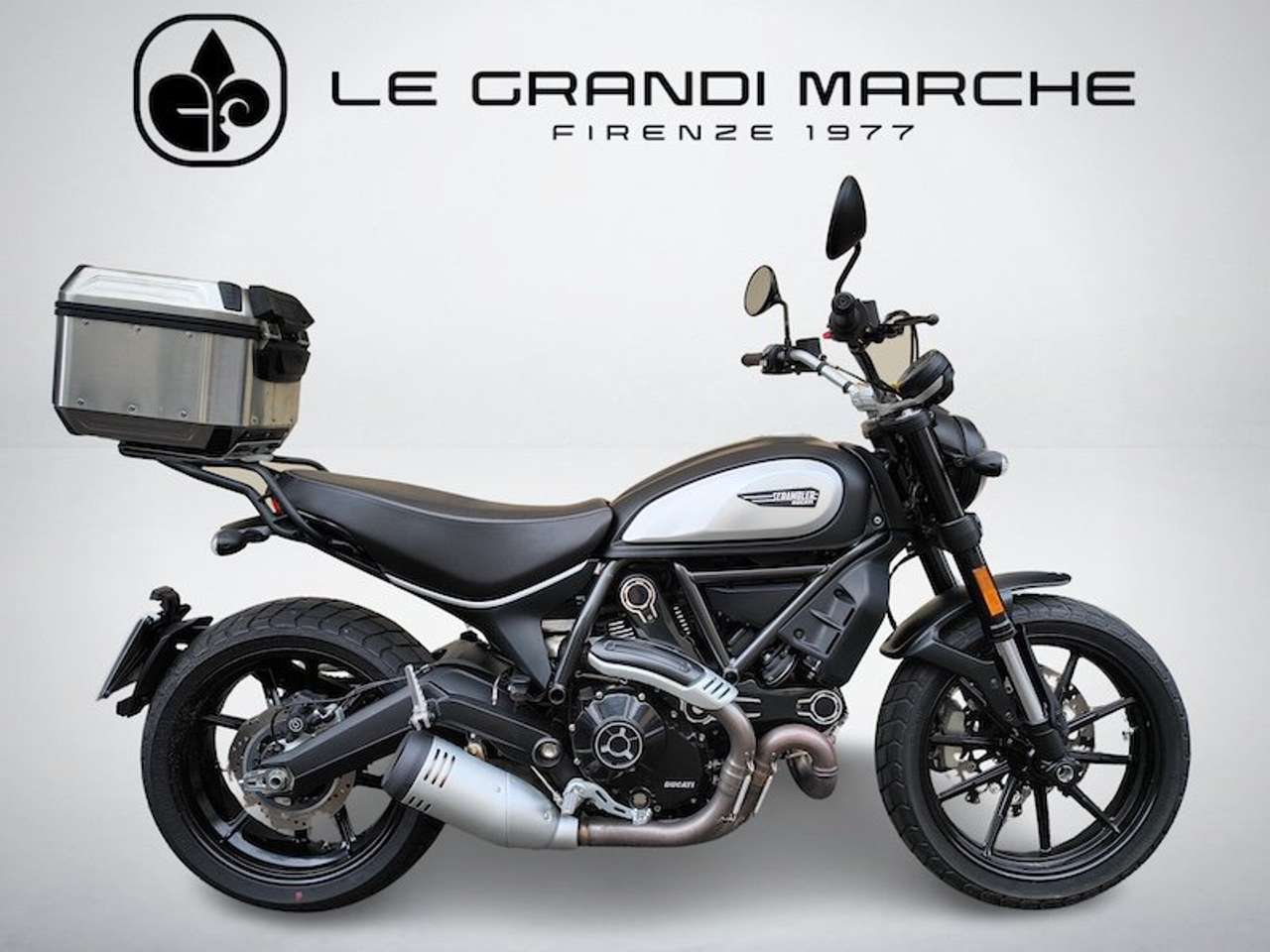Ducati Scrambler Icon Dark