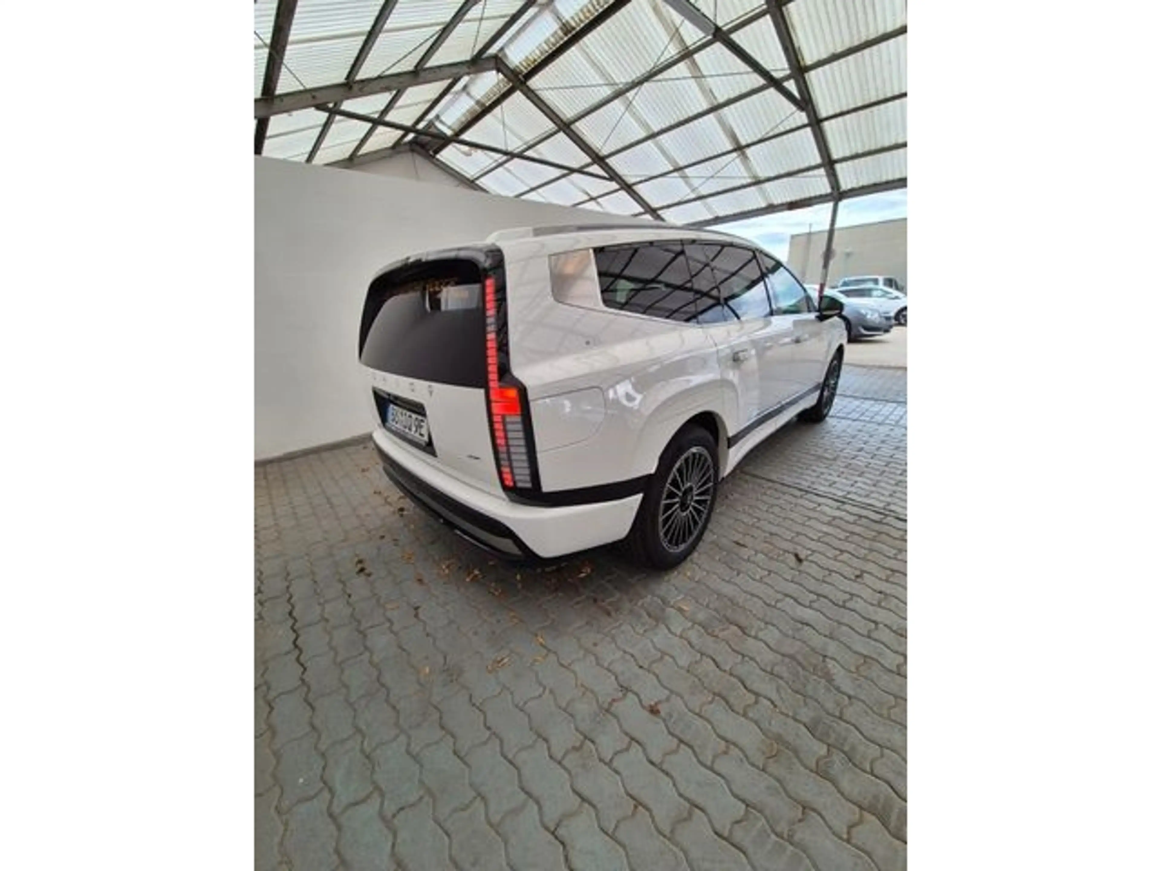 Hyundai IONIQ 9 110kW/h 4WD Uniq Headup — photo 4