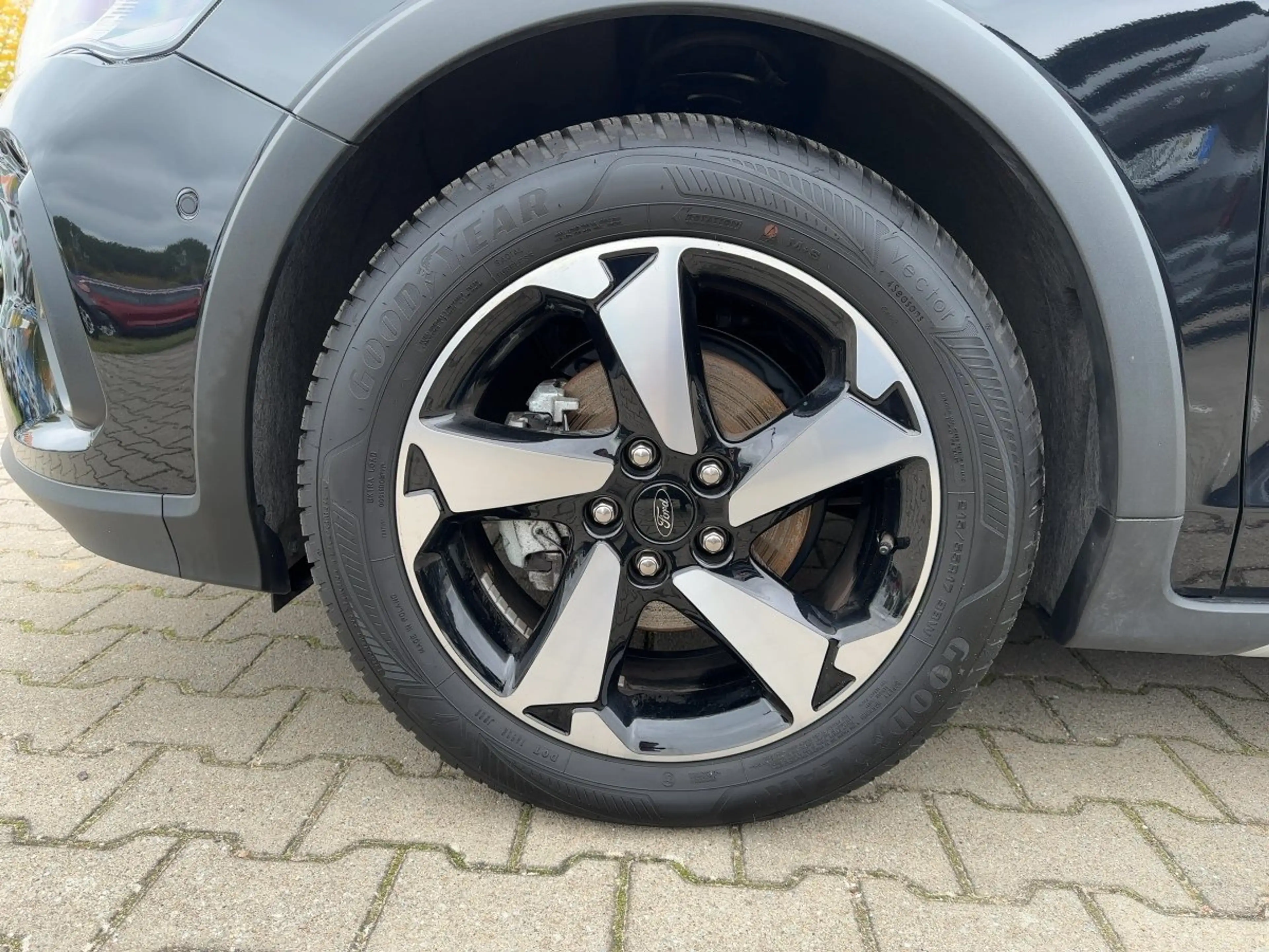Ford Focus Active LED+AHK+Kamera+Winterpaket — photo 14