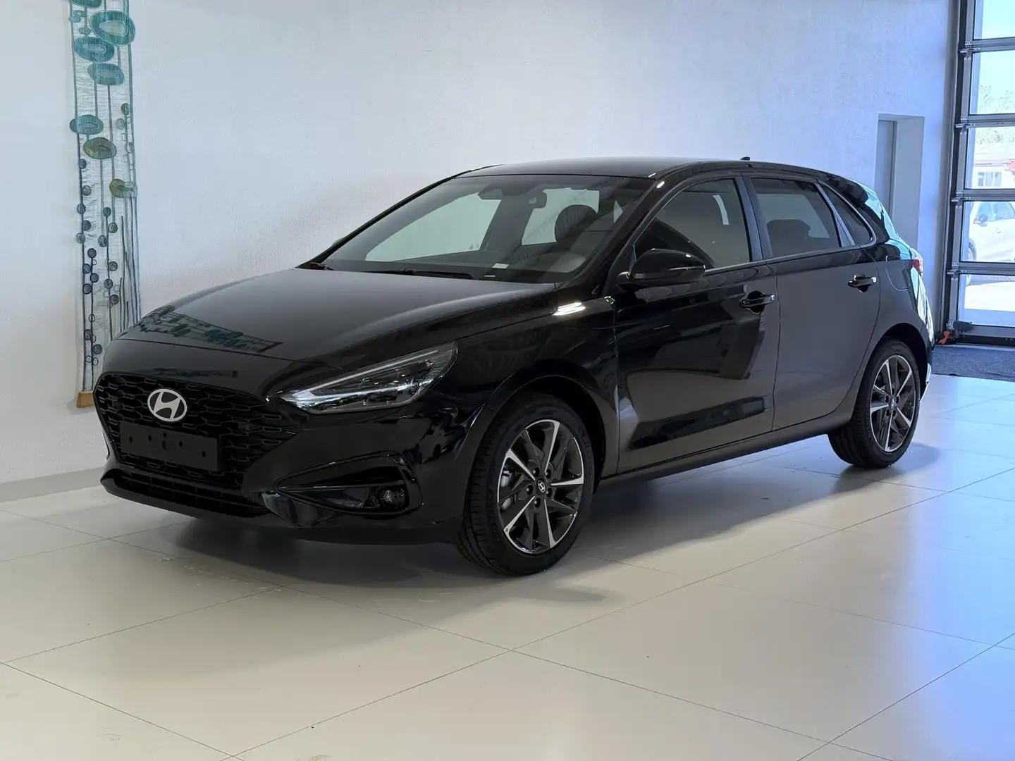 Hyundai i30 GO+ 1.5 DPI 71 kW (97 PS) Sitzheizung, Lenkradh... Schwarz - 1