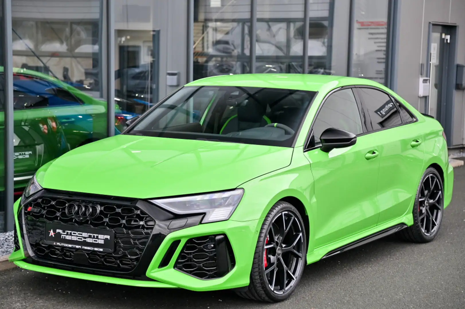 Audi RS3 Limousine 2.5 TFSI RS-Design* HUD* Matrix* Zelená - 2