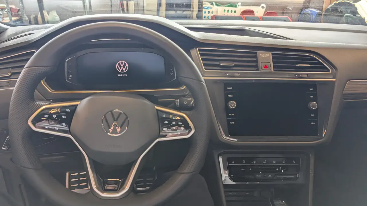 Volkswagen Tiguan снимка Volkswagen Tiguan