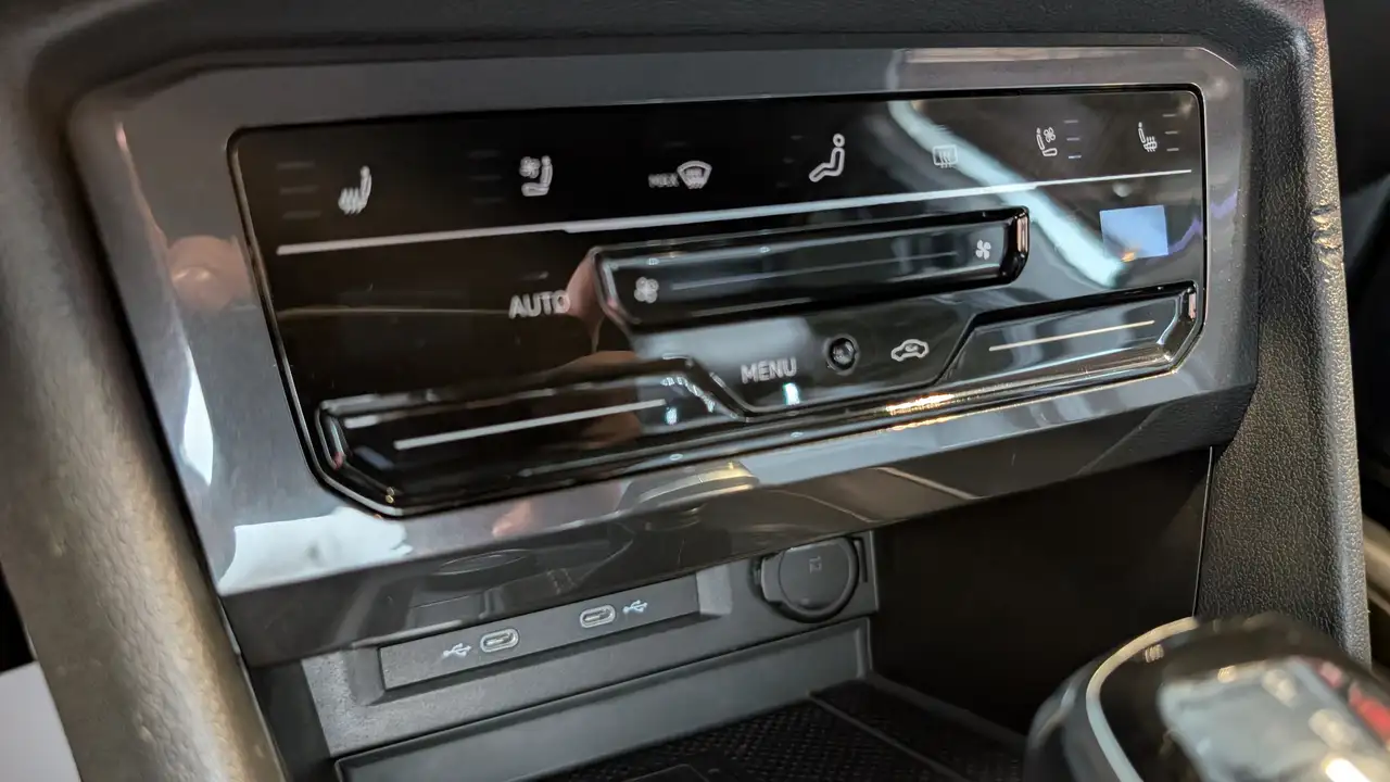 Volkswagen Tiguan снимка Volkswagen Tiguan