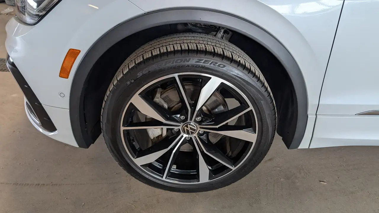 Volkswagen Tiguan снимка Volkswagen Tiguan
