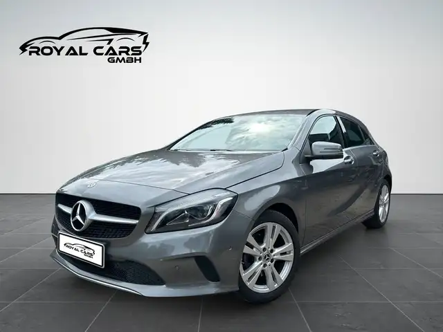 Mercedes-Benz A 180 BlueEfficiency *AHK*PDC*SHZ*KLIMA*NAVI