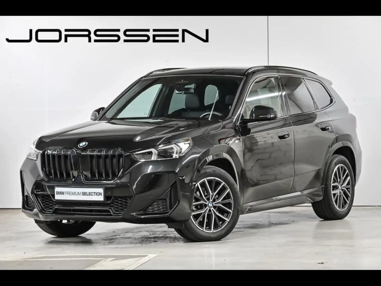 BMW X1 sDrive 18i Noir - 1