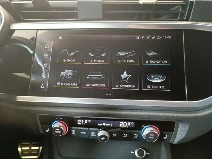 Audi Q3 2022, foto 12