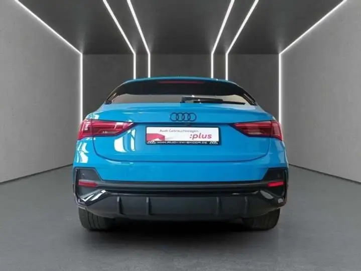Audi Q3 2022, foto 5