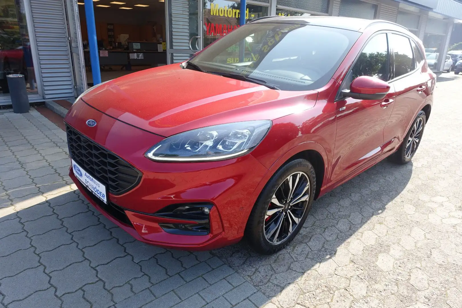 Ford Kuga 2.5 Duratec FHEV ST-Line X / Schiebdach Rot - 2