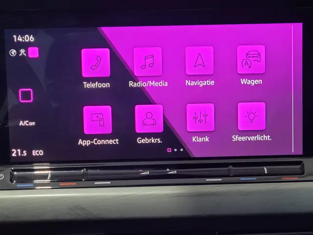 Volkswagen Golf view 14
