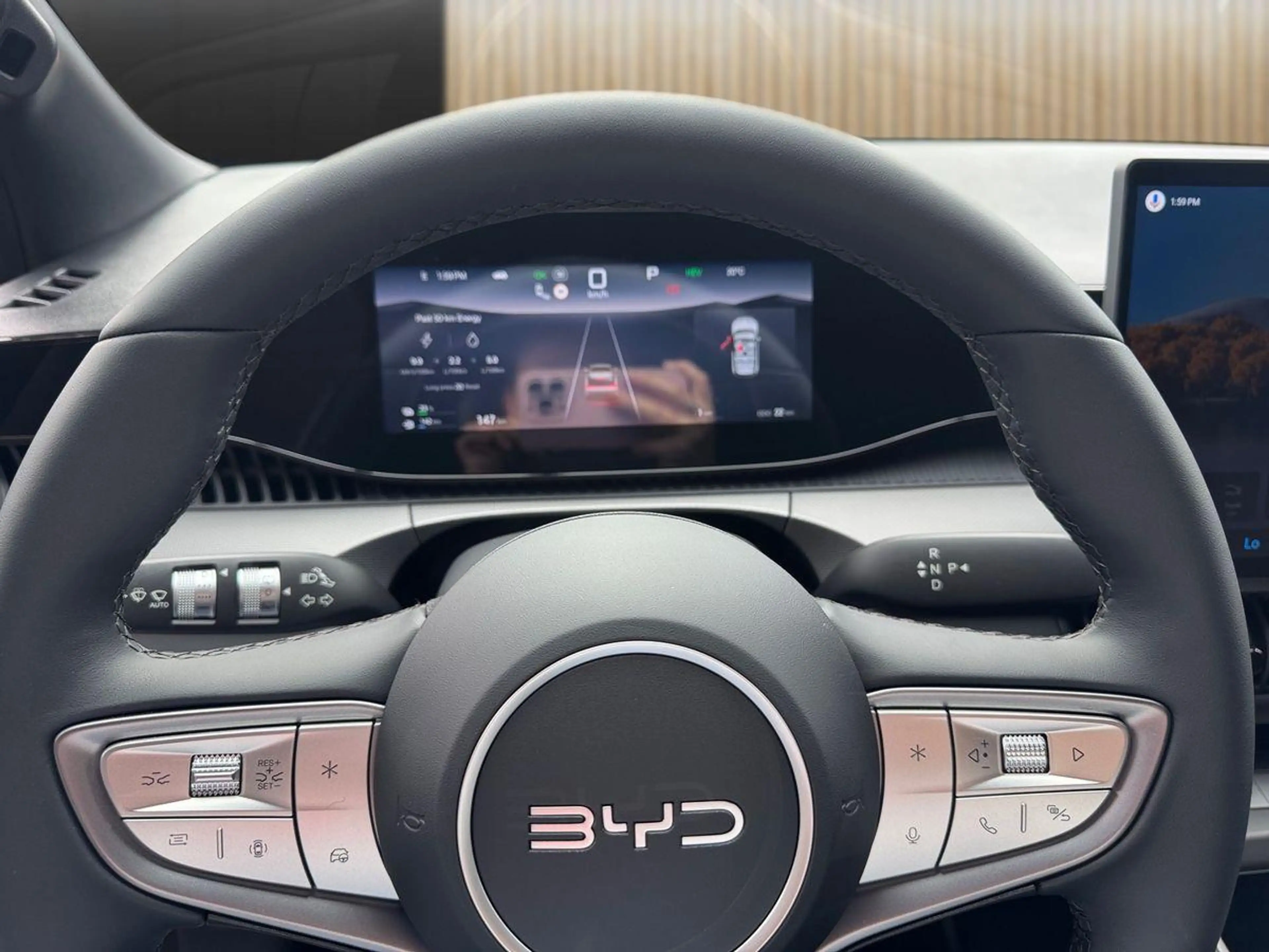 BYD Dolphin G 1.5 DM-i PHEV 156 kW Comfort — photo 9