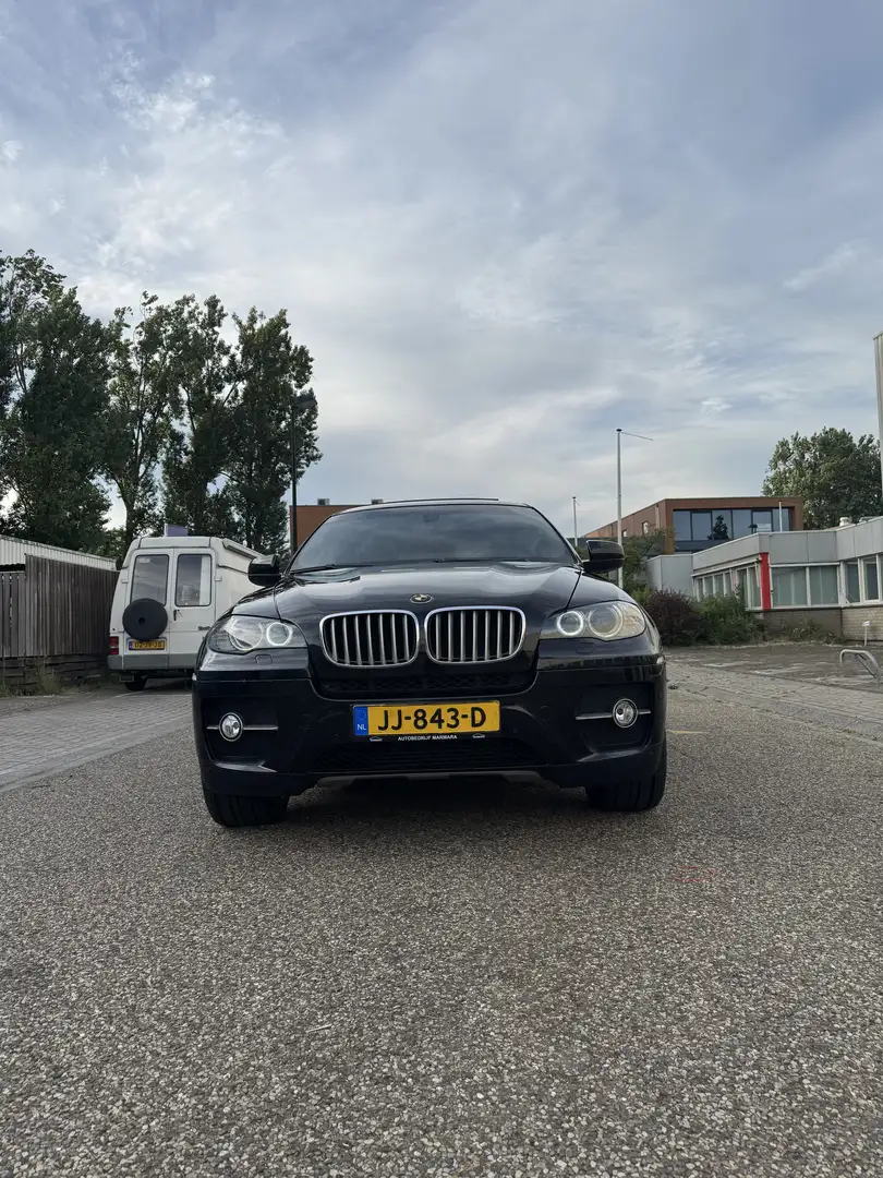 BMW xDrive35d High Exe. Чёрный - 1