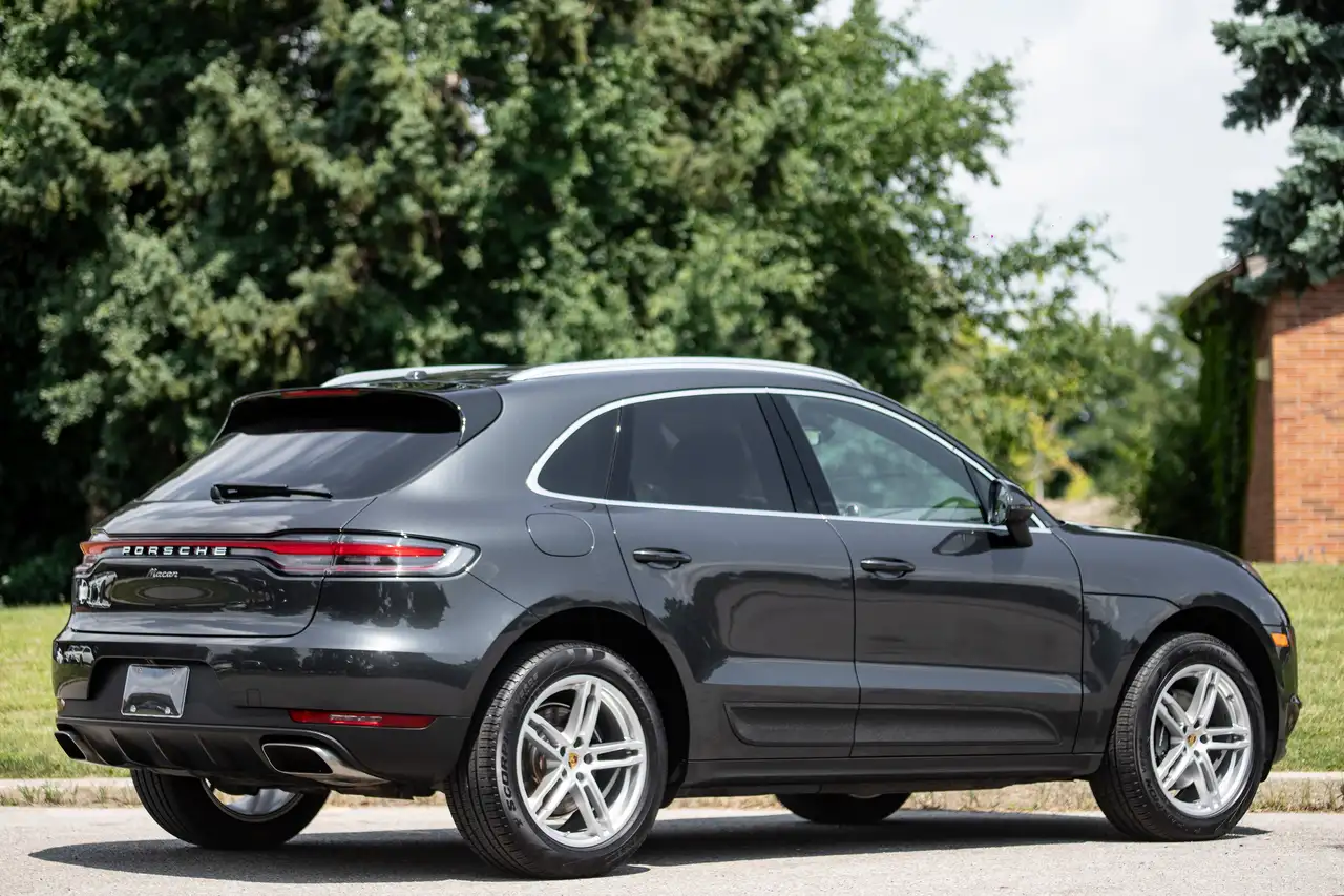 Porsche Macan снимка Porsche Macan